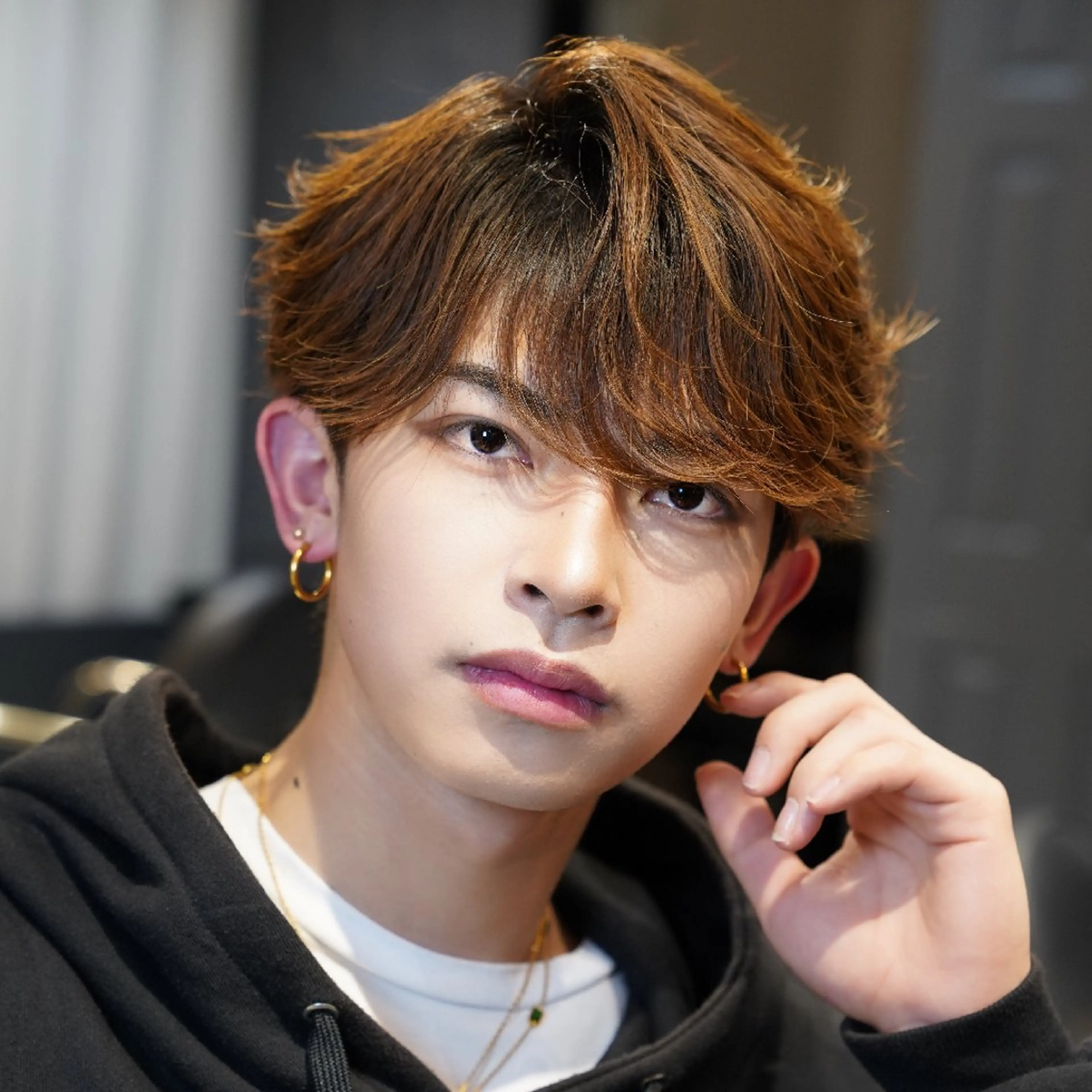 ショート カラー メンズ マッシュ カット トリートメント ヘアセット メンズヘア&メイク/ ハイトーン/りゅうのヘアスタイル