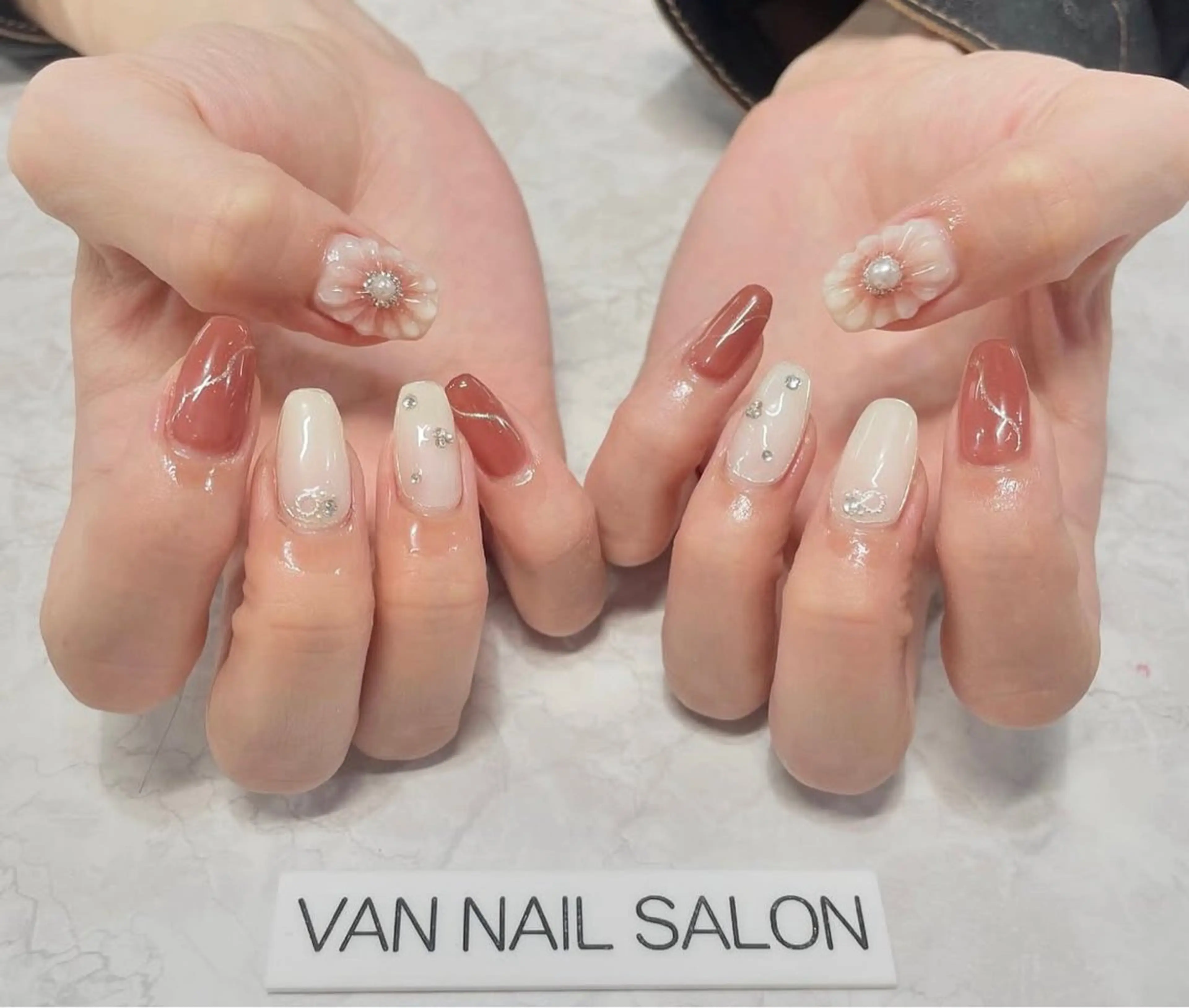 ネイル ハンドネイル Van Nail 本厚木店所属・Van Nail Salonのネイルデザイン