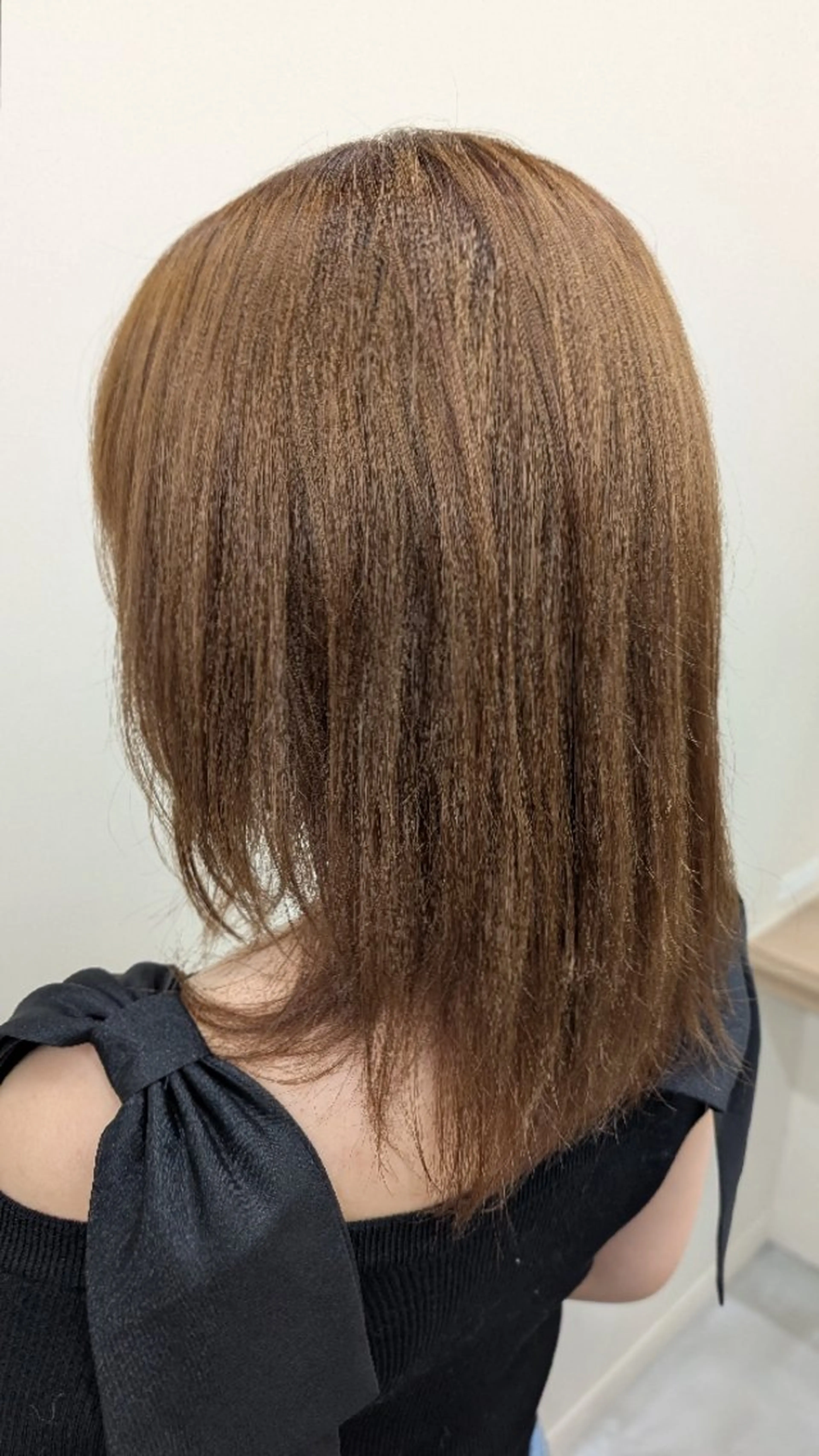 ミディアム カラー 藤村 優のヘアスタイル