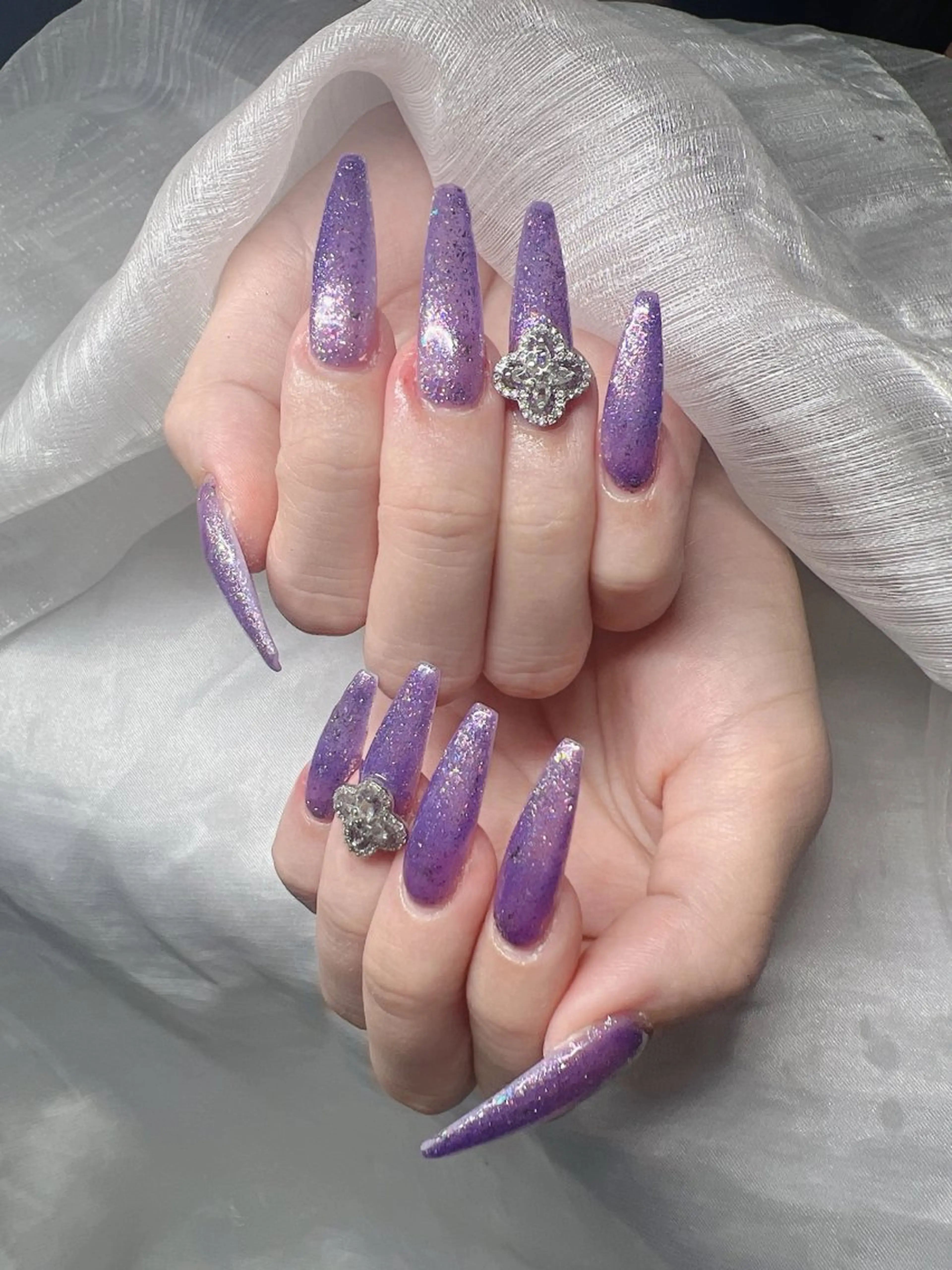 ネイル ハンドネイル Lee Nailsのネイルデザイン