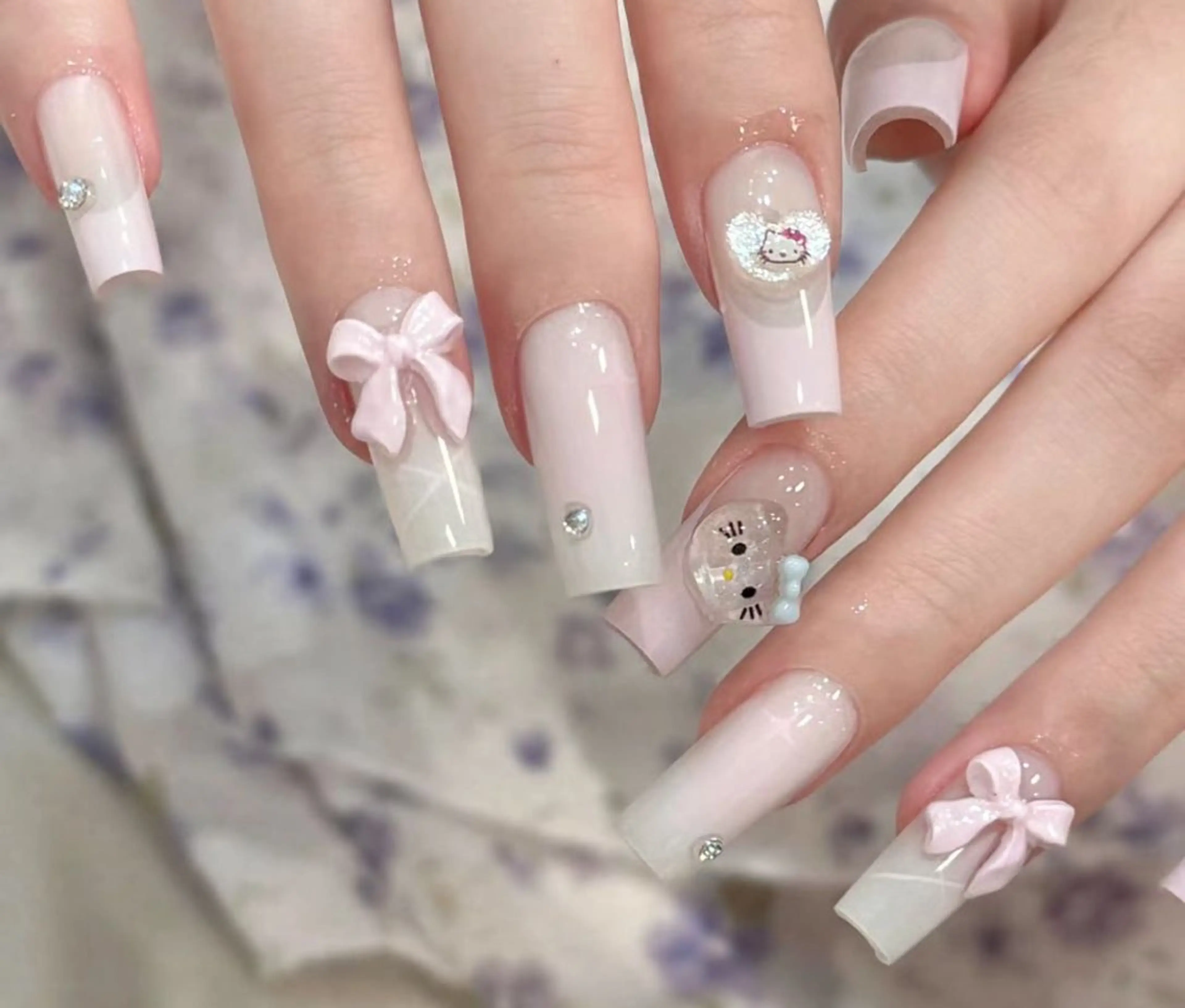 ネイル ハンドネイル 🍑 momo_nailのネイルデザイン