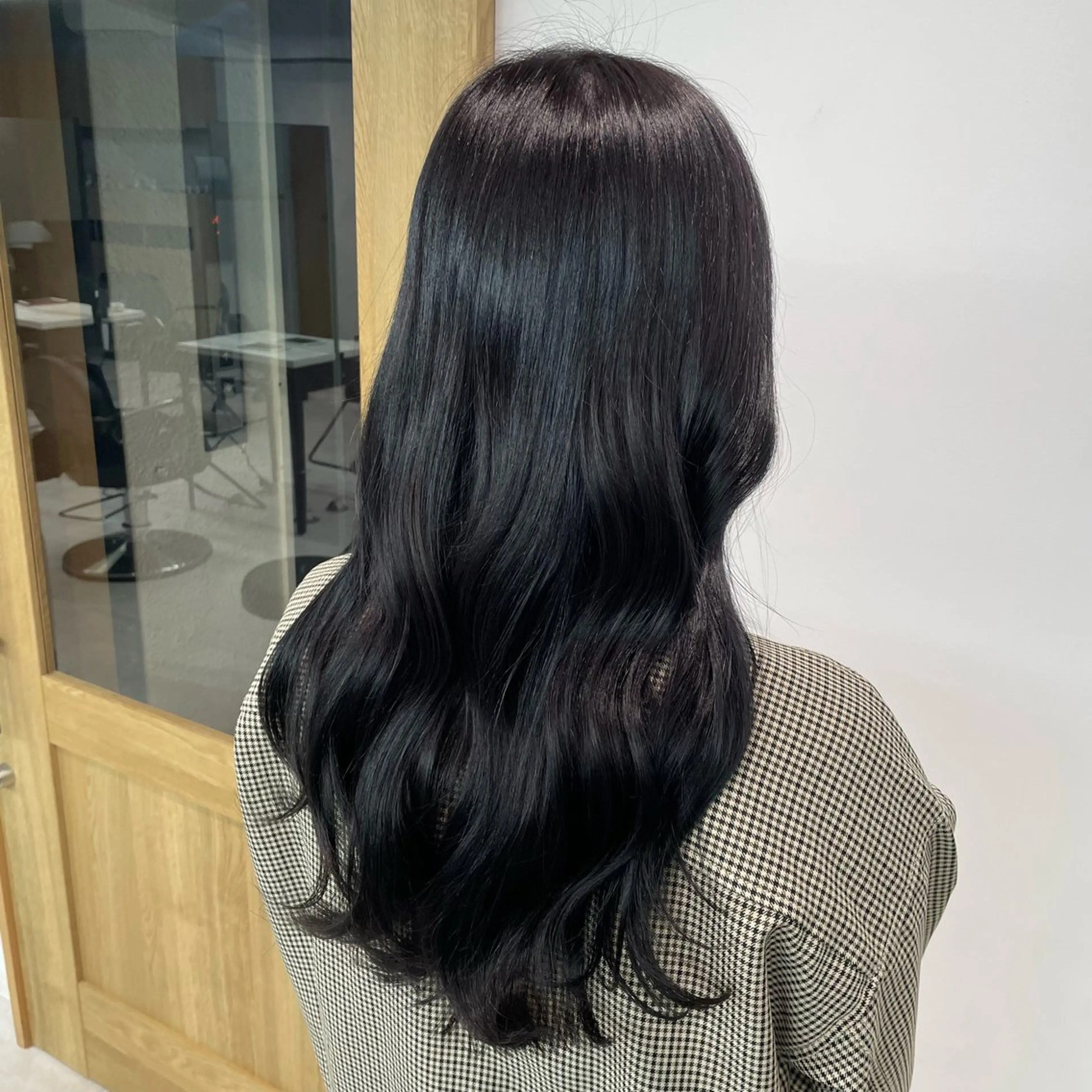 カラー 黒髪 ラベンダーカラー 澤 佑華 🎀 透明感カラーのヘアスタイル