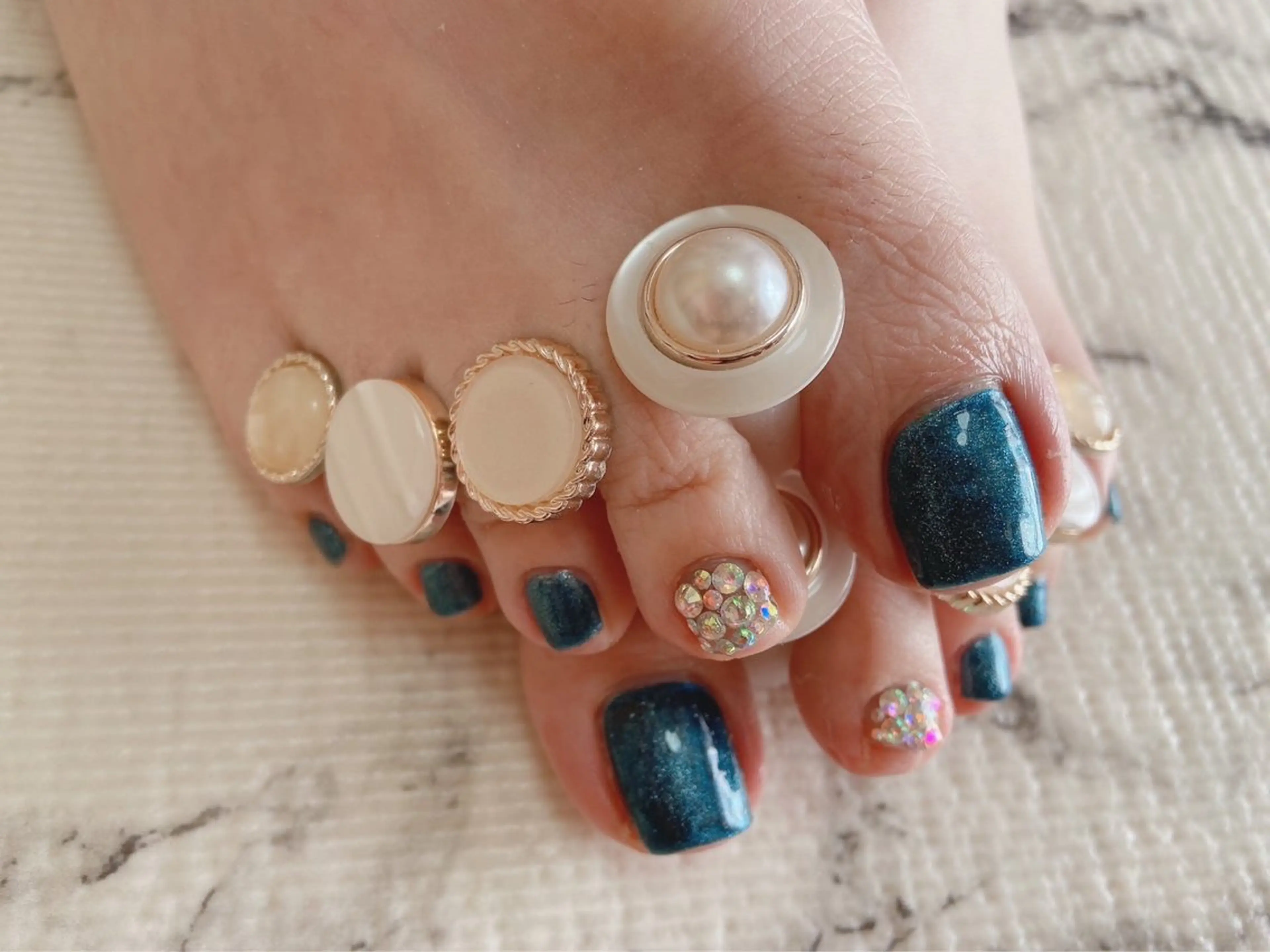 ネイル マグネットネイル ストーンネイル ハンドネイル nail salon Berry所属・前田 りかのネイルデザイン
