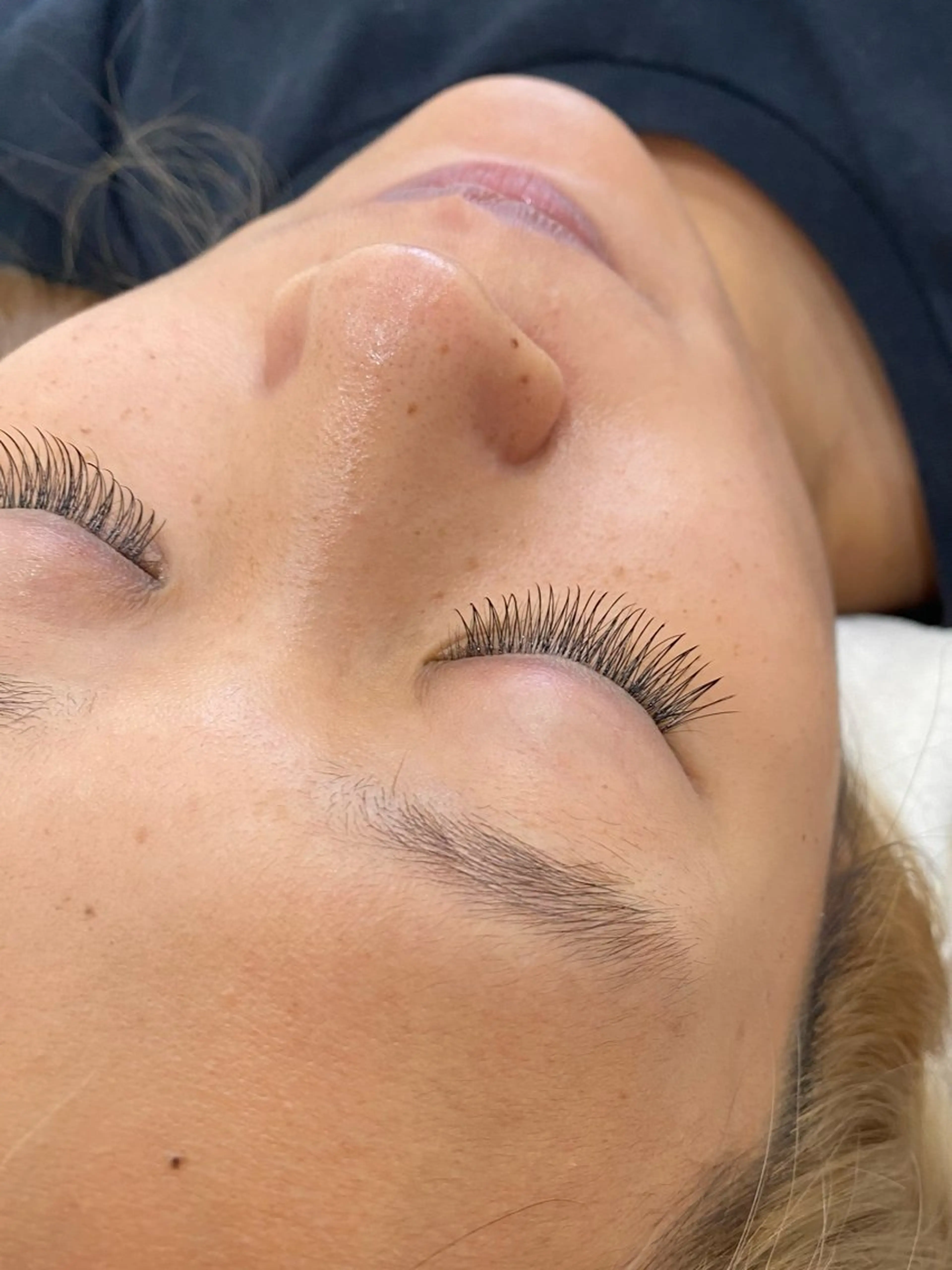 マツエク・マツパ Salon de Galcon 2階(サロンド・ギャルソン)所属・KU TA  \(◡̈)/の眉毛・アイブロウイメージ