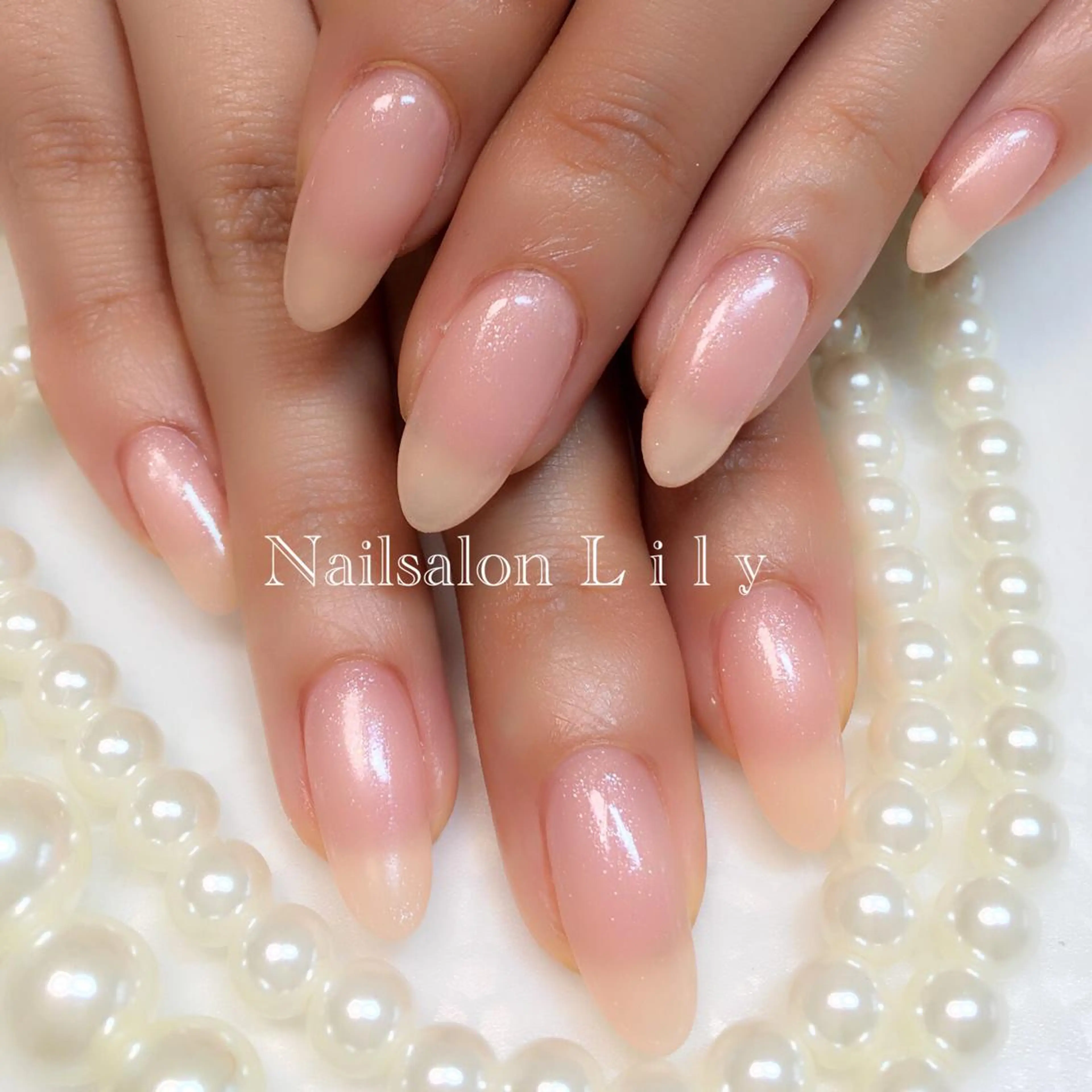 ネイル キラキラネイル Nailsalon Lilyのネイルデザイン