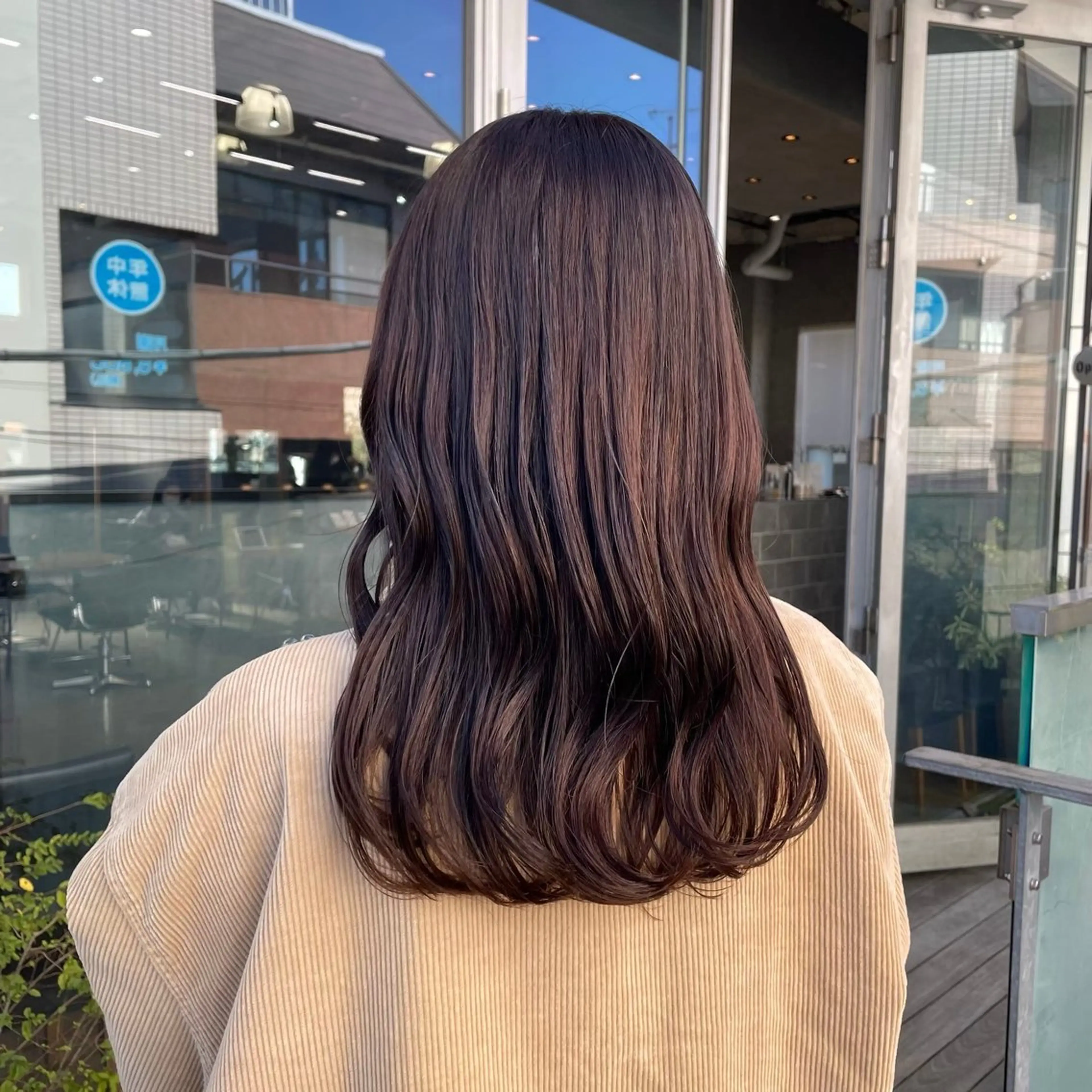 カラー em HAIR所属・ハイトーン🫧 ケン🌟のヘアスタイル