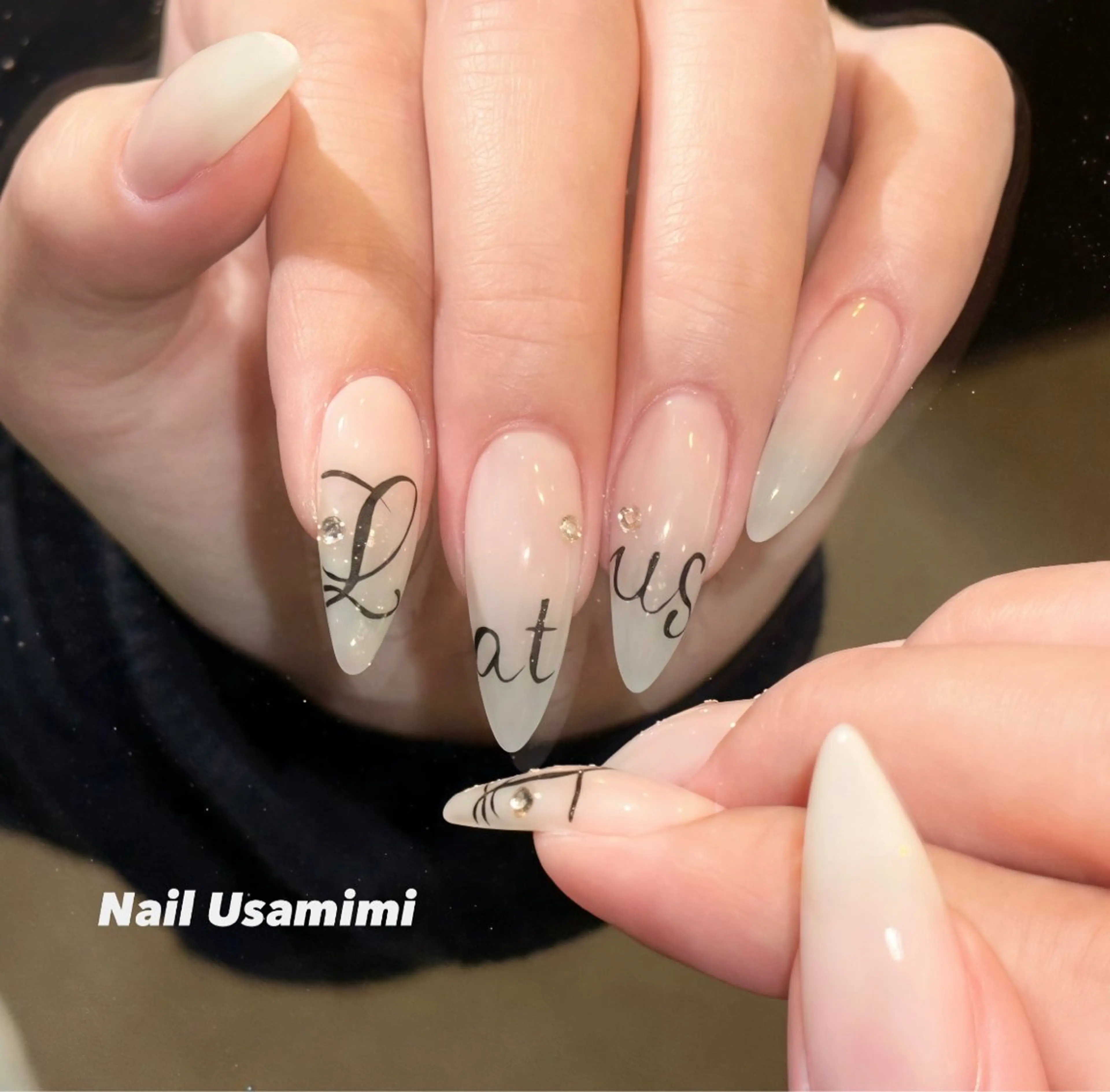 ネイル 韓国ネイル シンプルネイル ストーンネイル ワンホンネイル ハンドネイル 本町NailUsaM imi MOMOKAのネイルデザイン