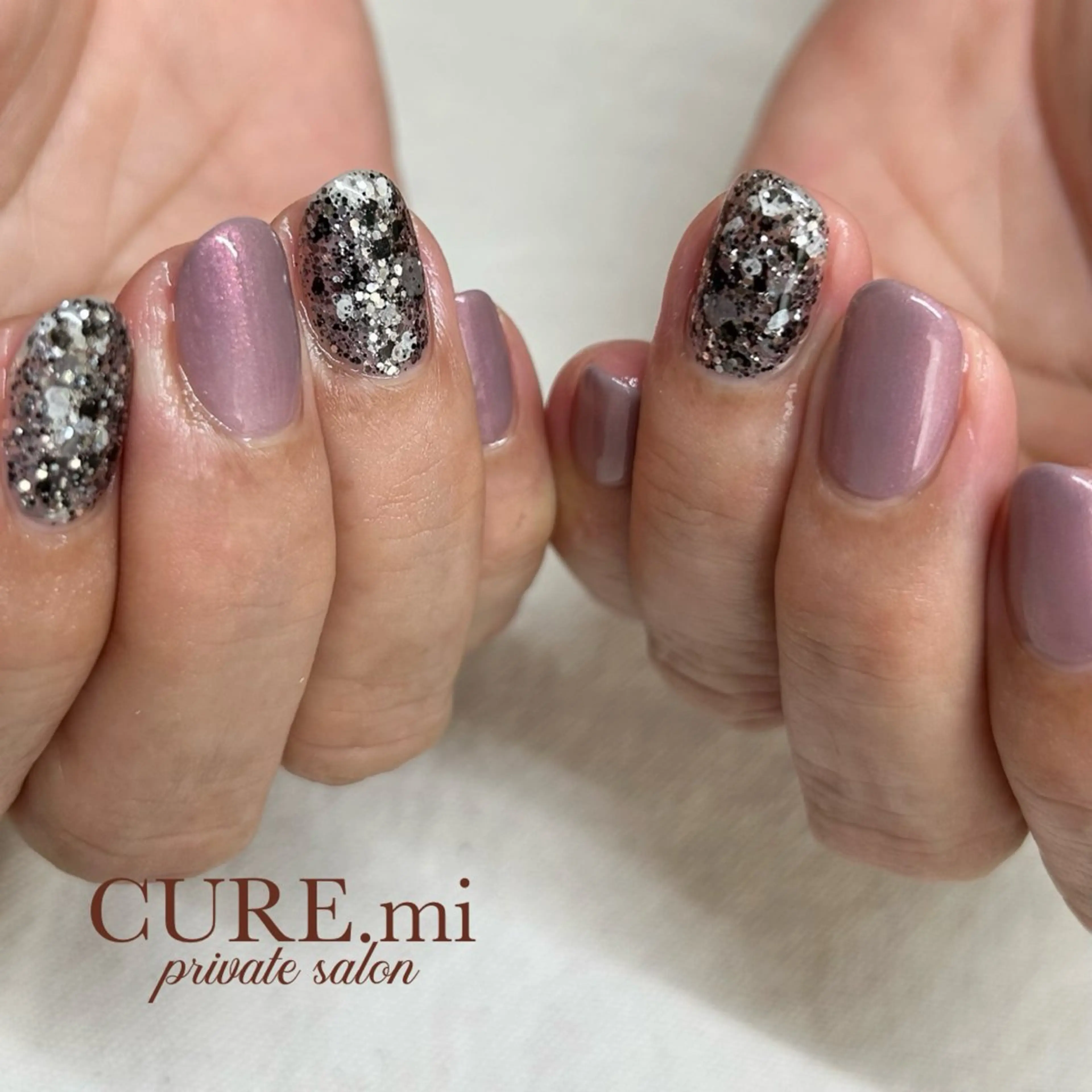 ネイル ハンドネイル ハンドケア CURE.mi所属・伊藤 美香のネイルデザイン