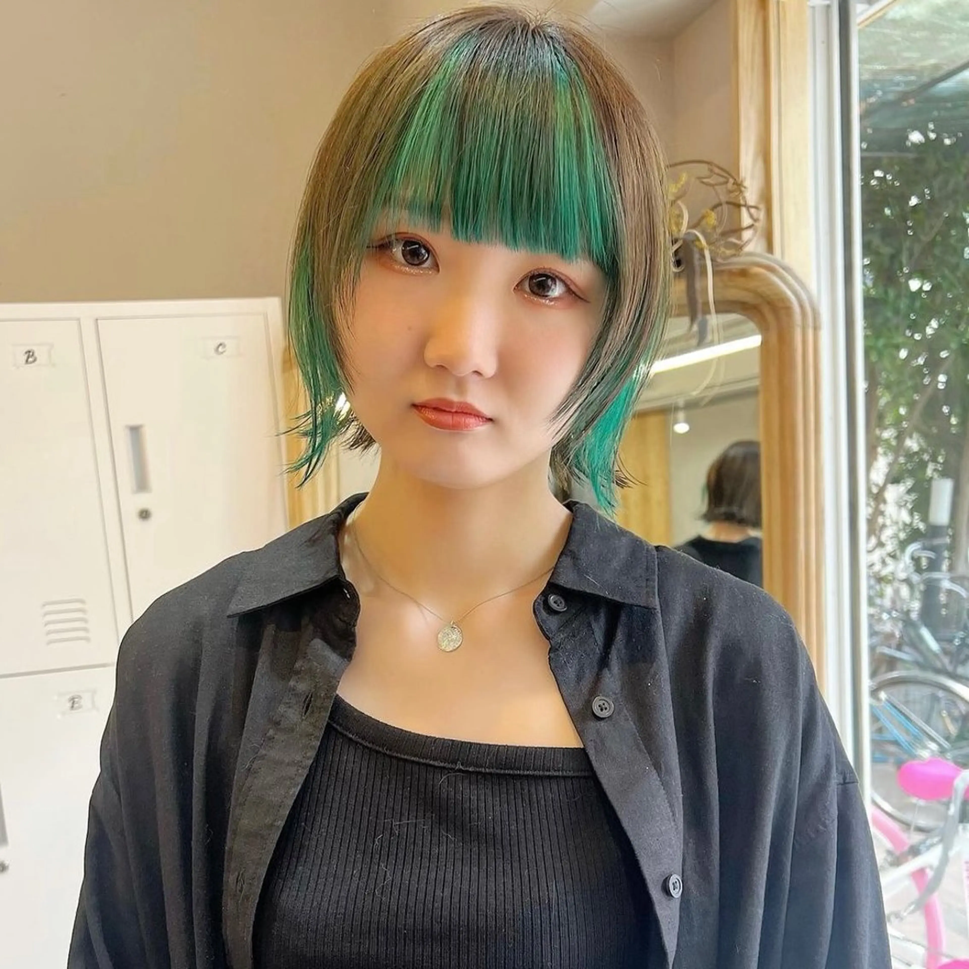 ミディアム カラー cope'u  emu所属・cope'u moneのヘアスタイル