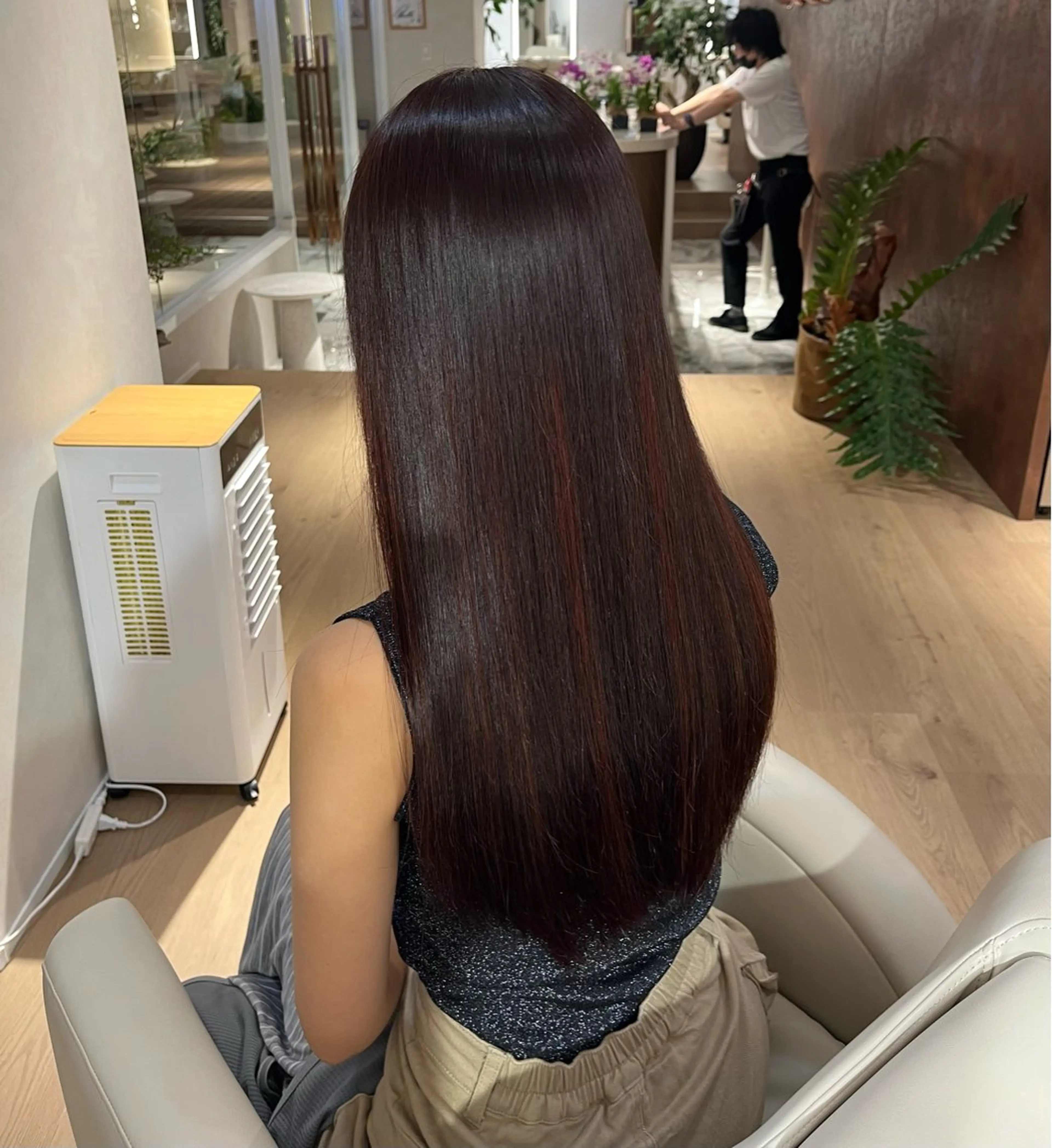 ロング カラー ハイライトカラー ハイライト 大西 愛梨のヘアスタイル