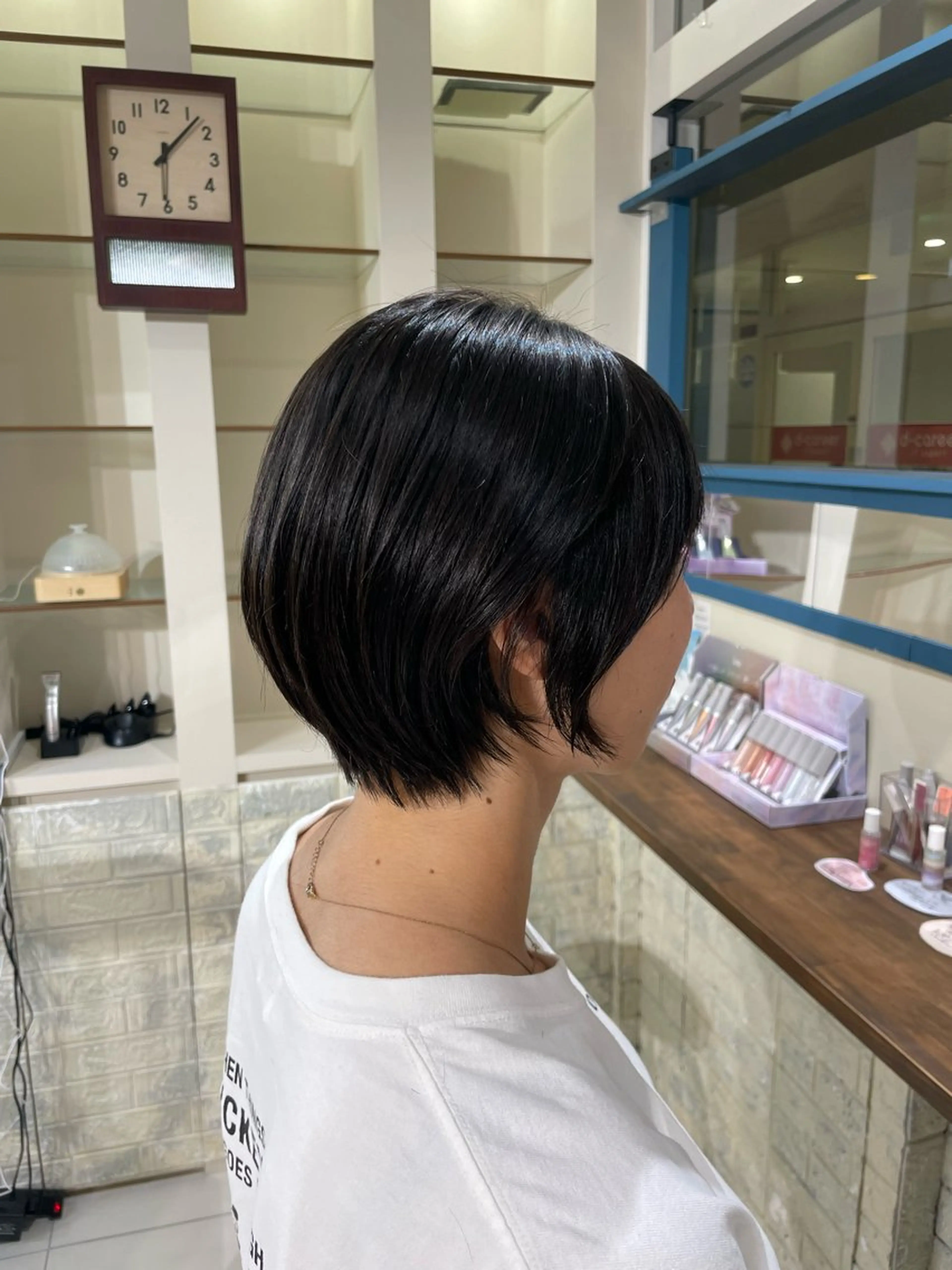 ショート luck みうのヘアスタイル