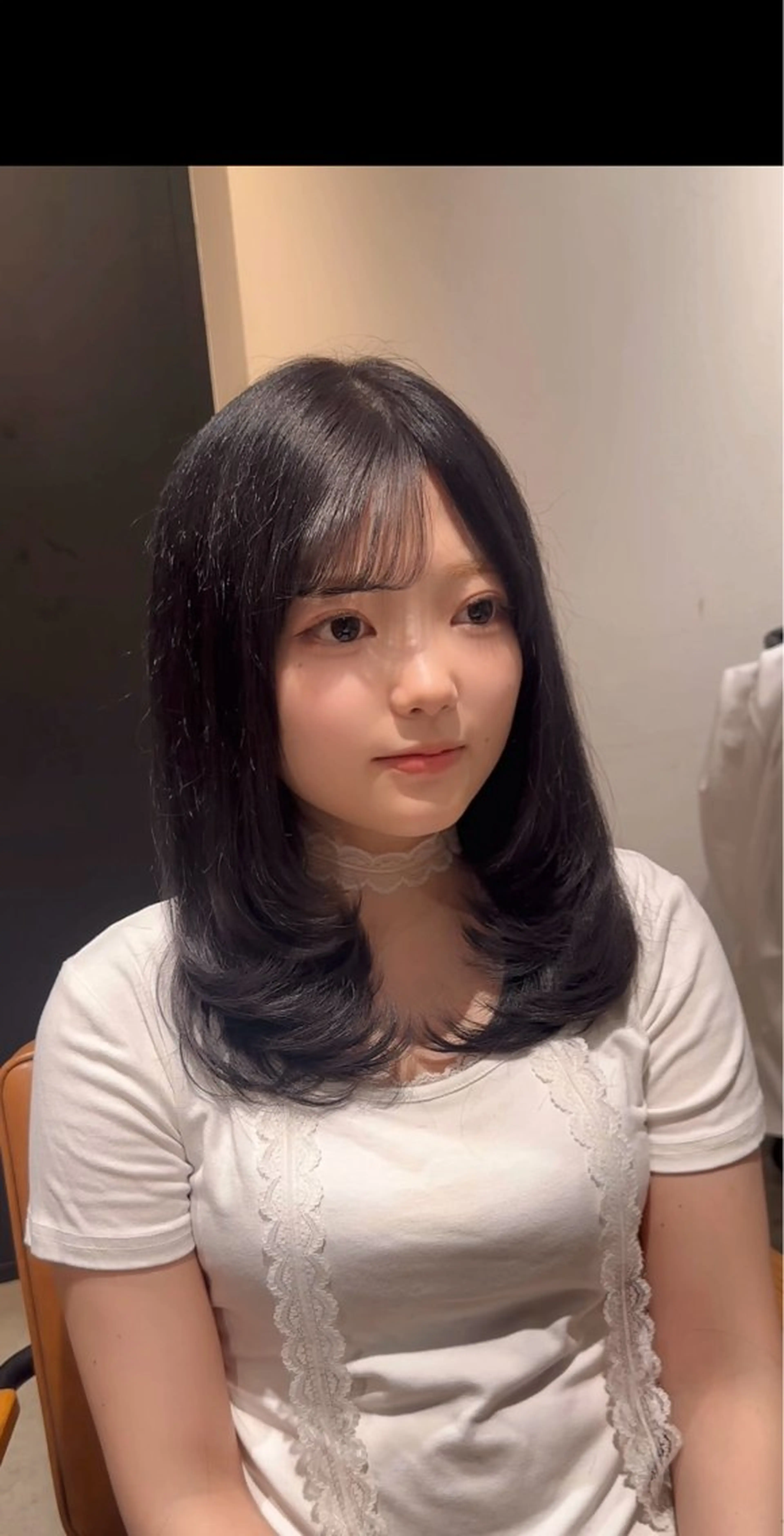 セミロング カラー 冨田 那樹のヘアスタイル