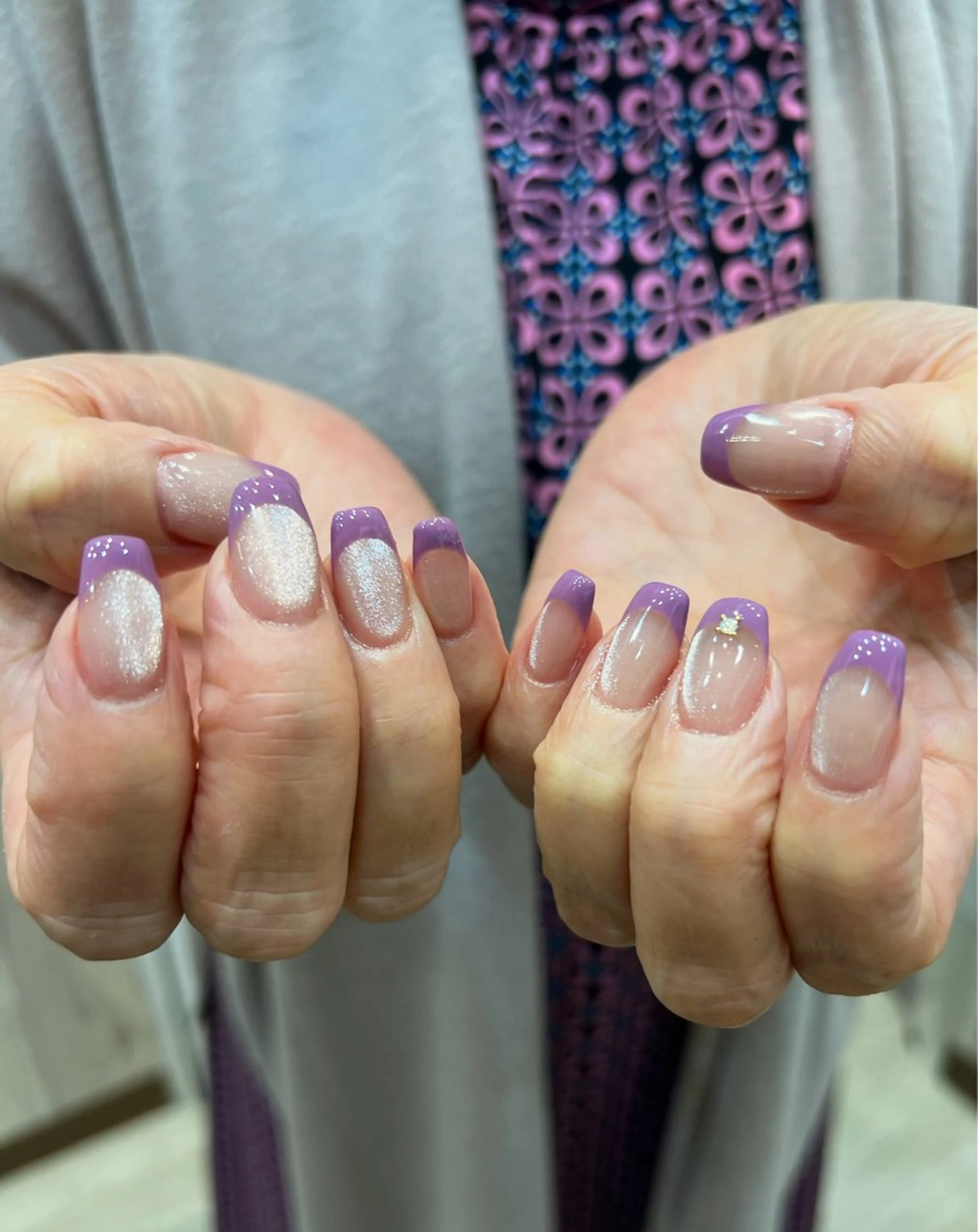 ネイル フレンチネイル マグネットネイル ハンドネイル ヘアメイクネイリスト 💄💅hidemiのネイルデザイン