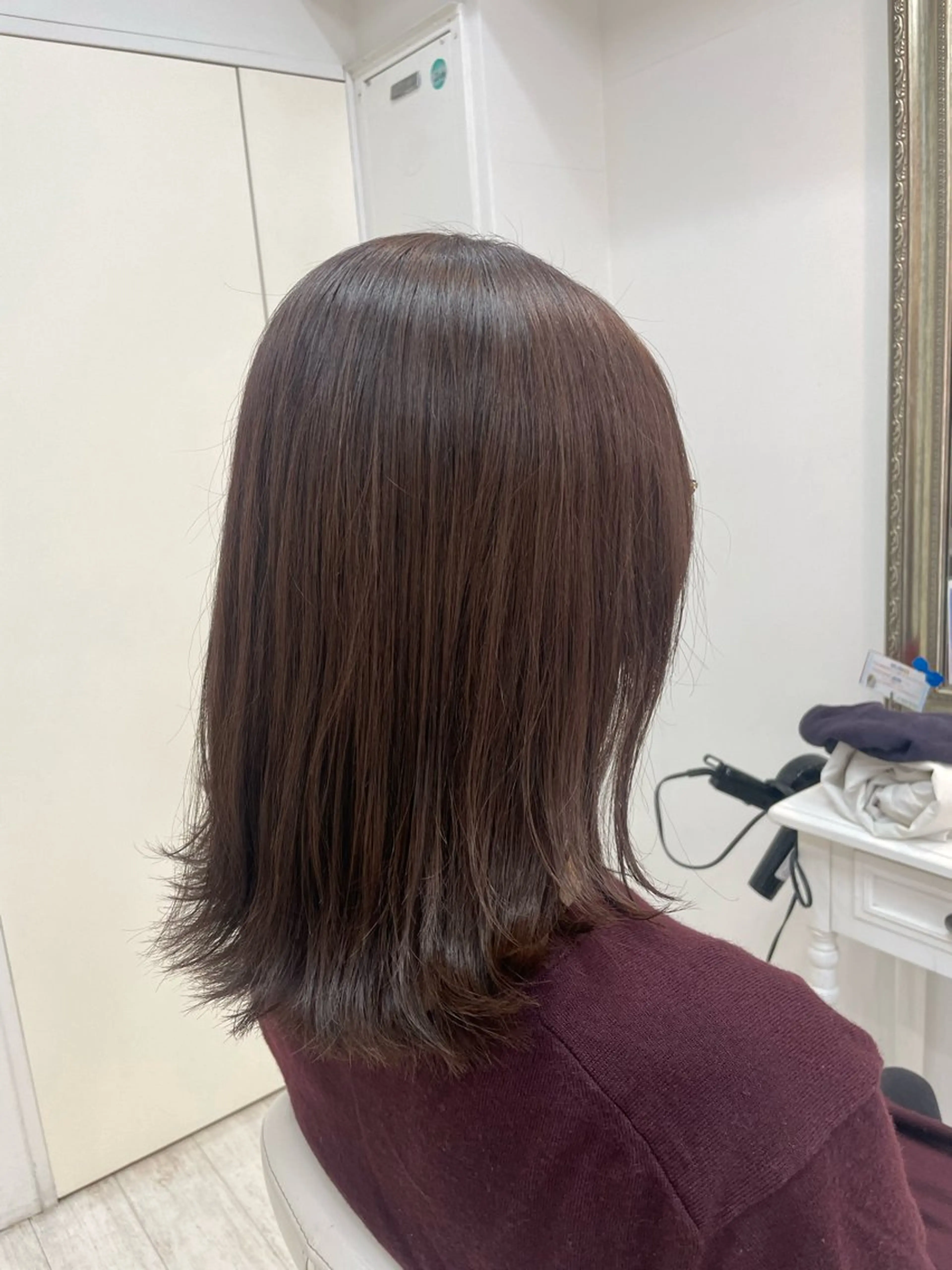 ミディアム カット ヘアカラー 新籾 尚哉のヘアスタイル