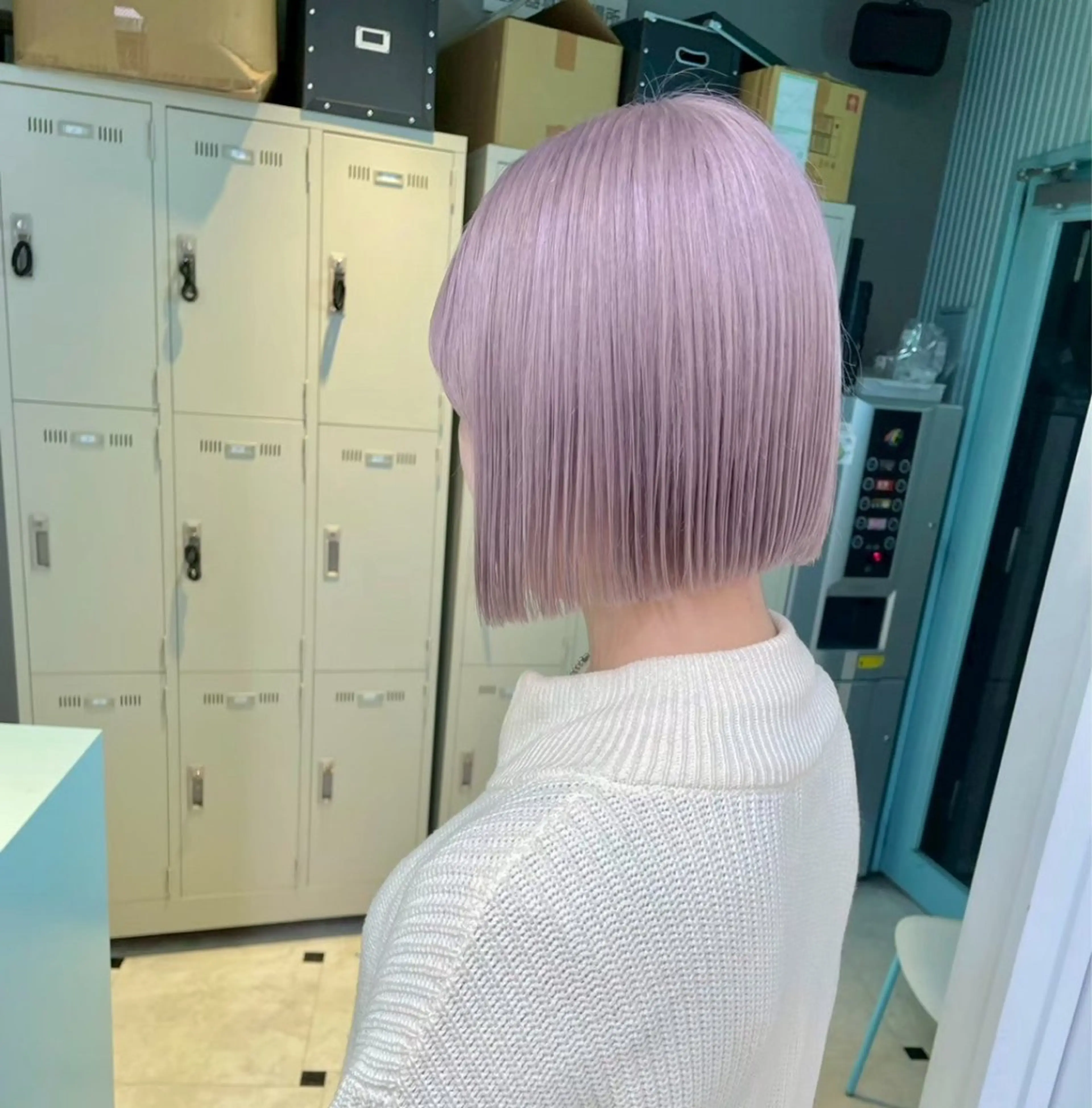ショート カラー 🖤ウルフ×ハイ トーン🖤KOYAのヘアスタイル
