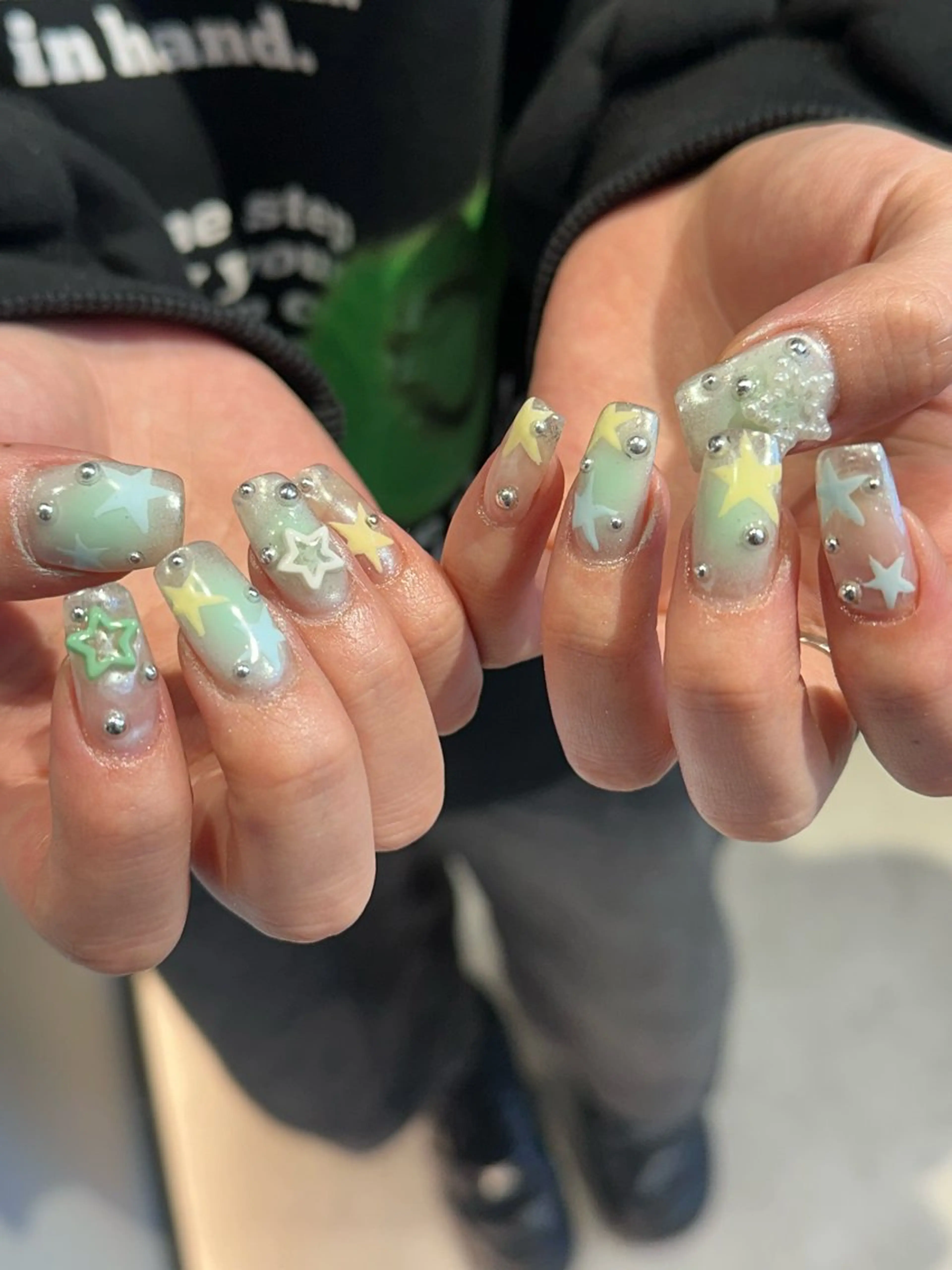 ネイル ハイトーン特化 pepe🎀のヘアスタイル