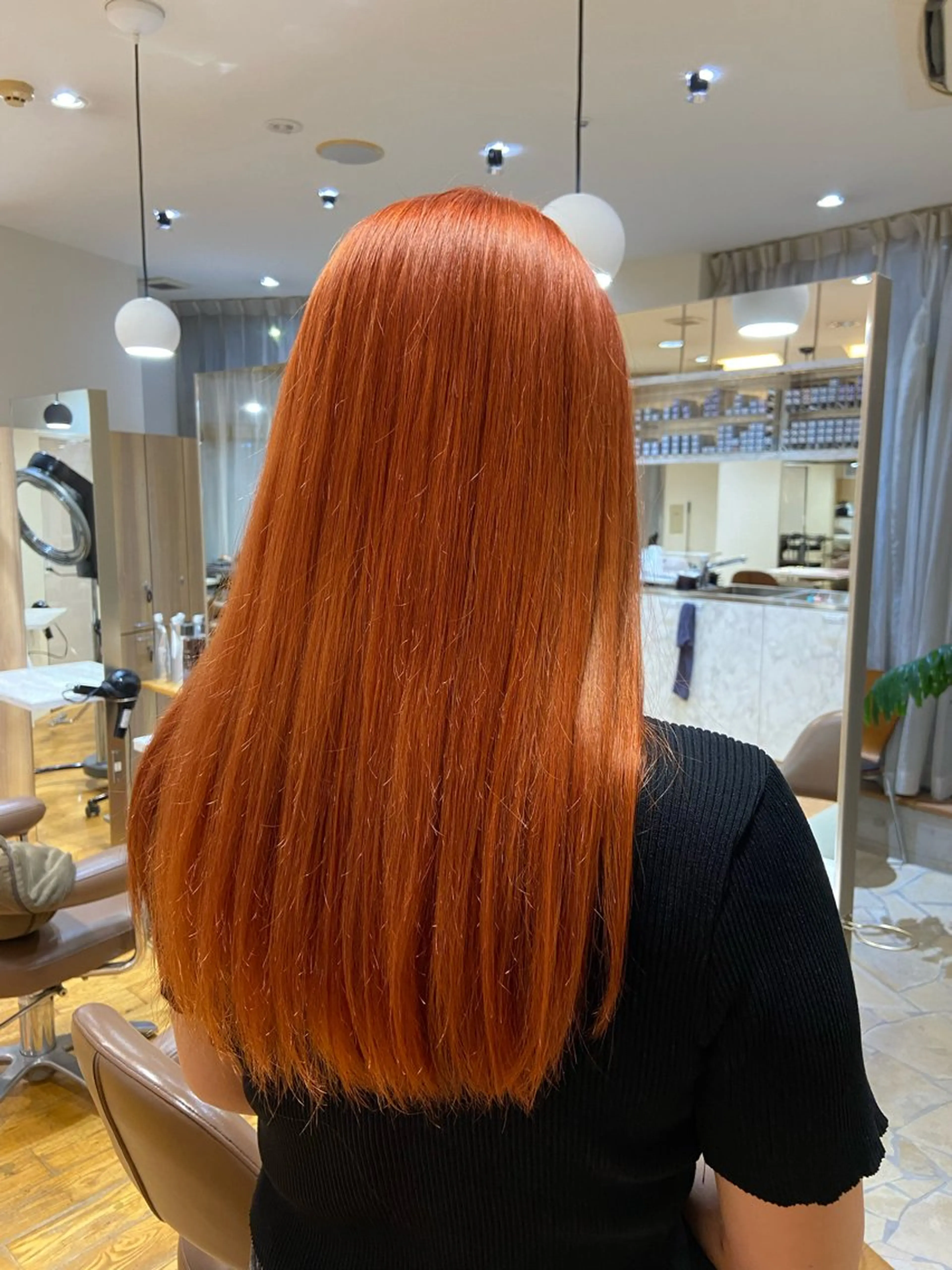 ロング カラー ブリーチ オレンジ ヘアカラー トリートメント BLUE所属・🍀Erica Koide🍀のヘアスタイル