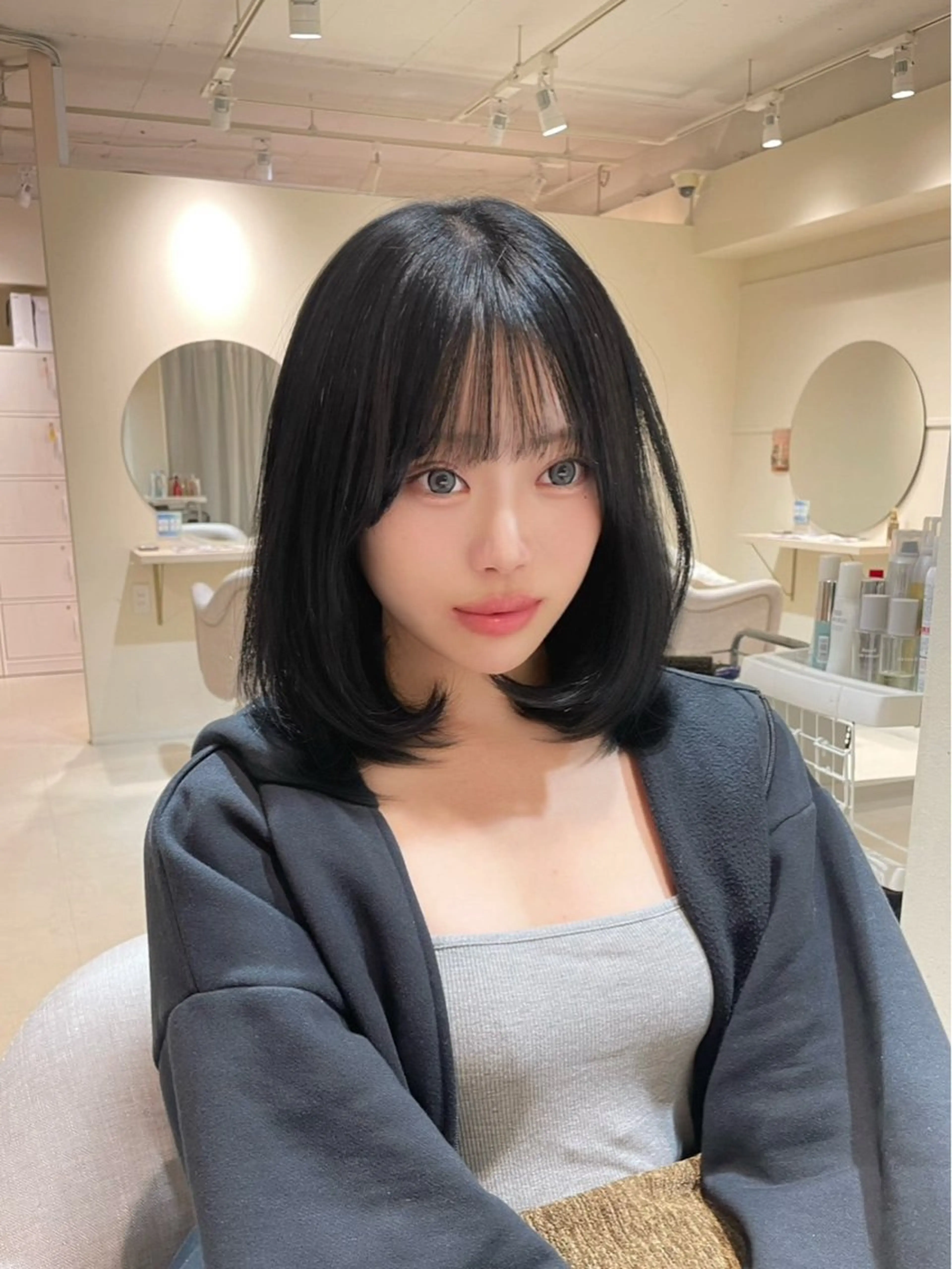 ミディアム ボブ 伸ばしかけ 髪質改善 韓国風ヘア レイヤーカット カット ヘアカラー CreBiA ten_【クレビアテン】所属・crebia 漢人 美海／レイヤーカットのヘアスタイル