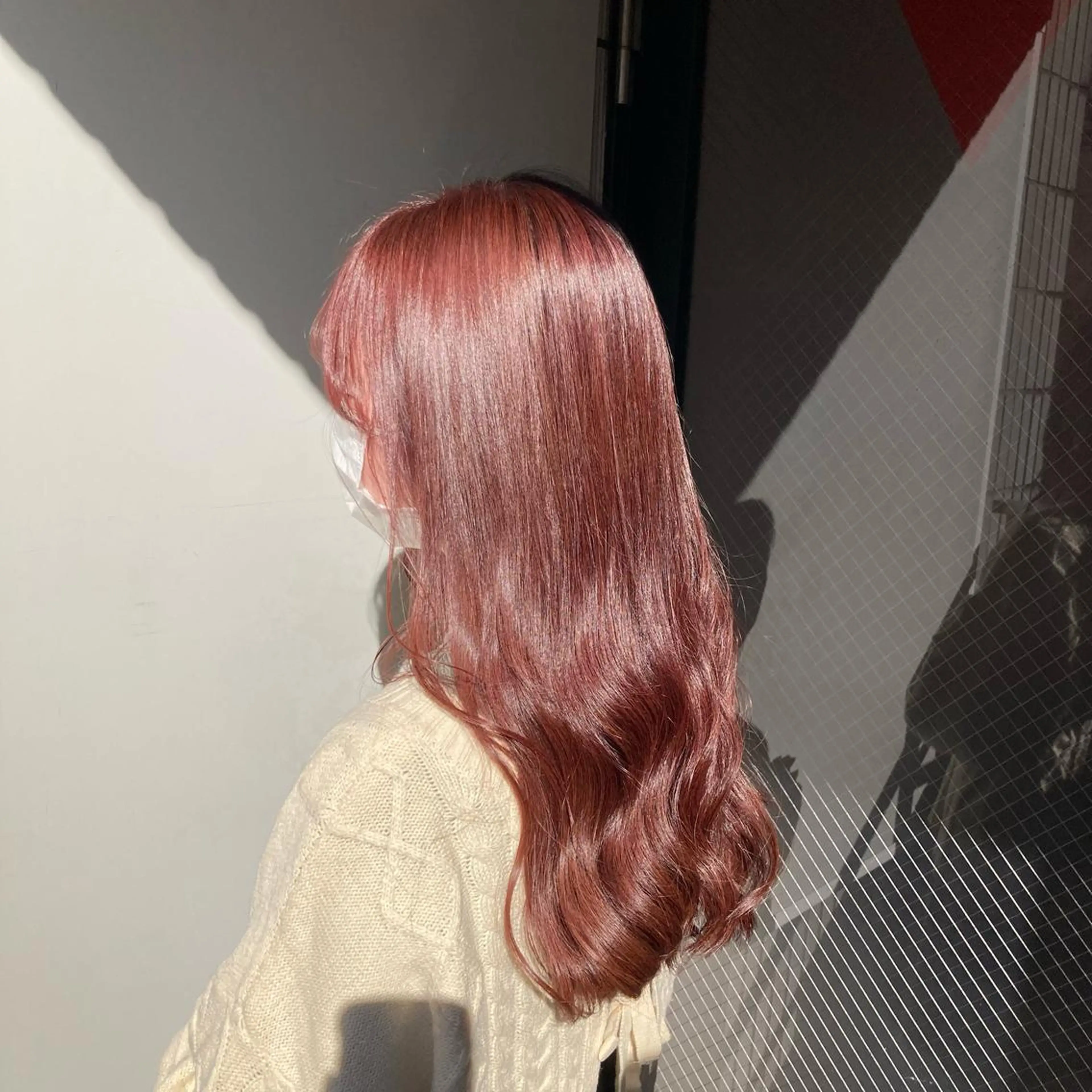 ロング ❤️赤み消し 上品カラー❤️のヘアスタイル