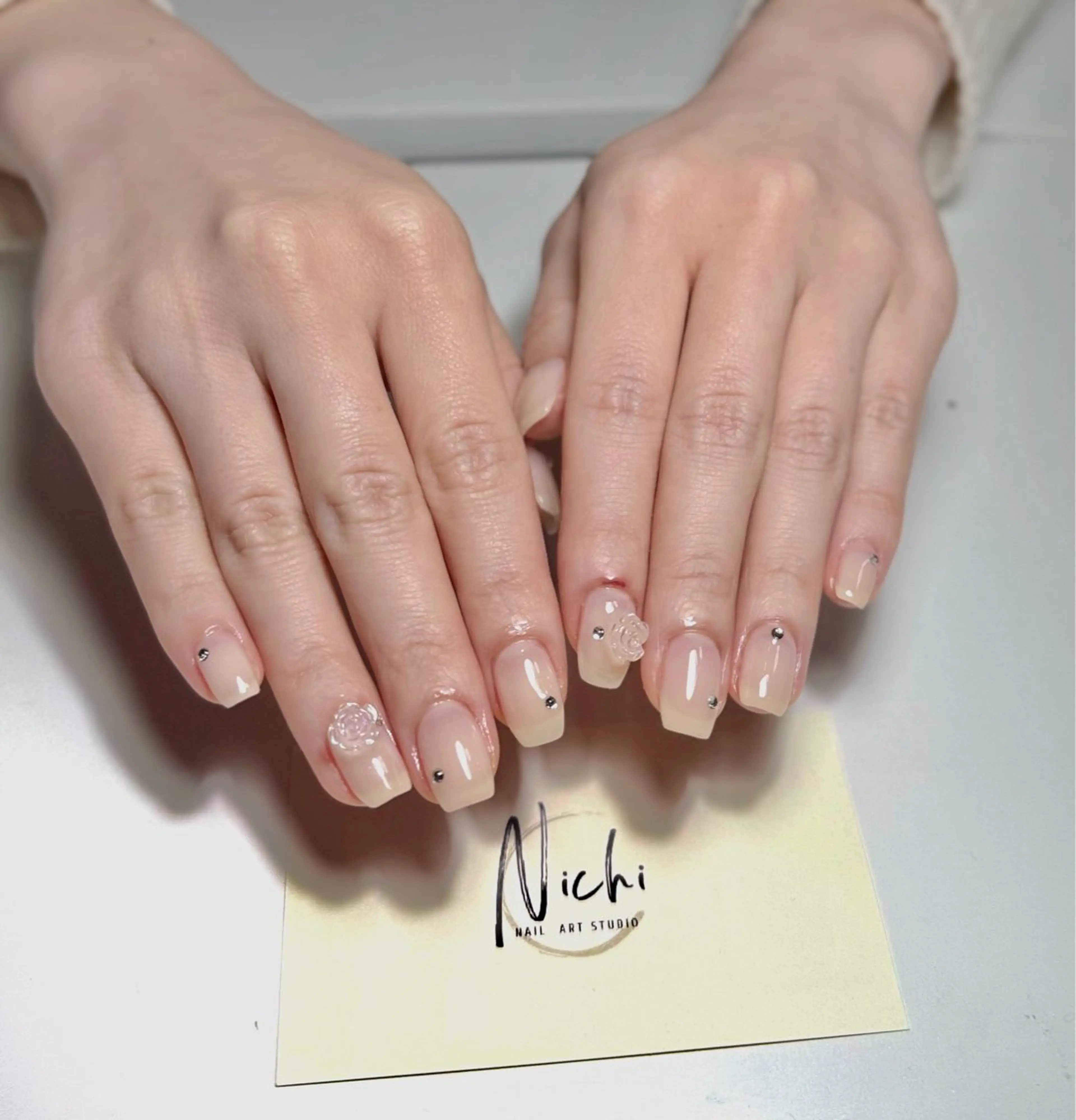 ネイル オーロラネイル チークネイル フットネイル フレンチネイル ジェルネイル Nichi Nailsのネイルデザイン