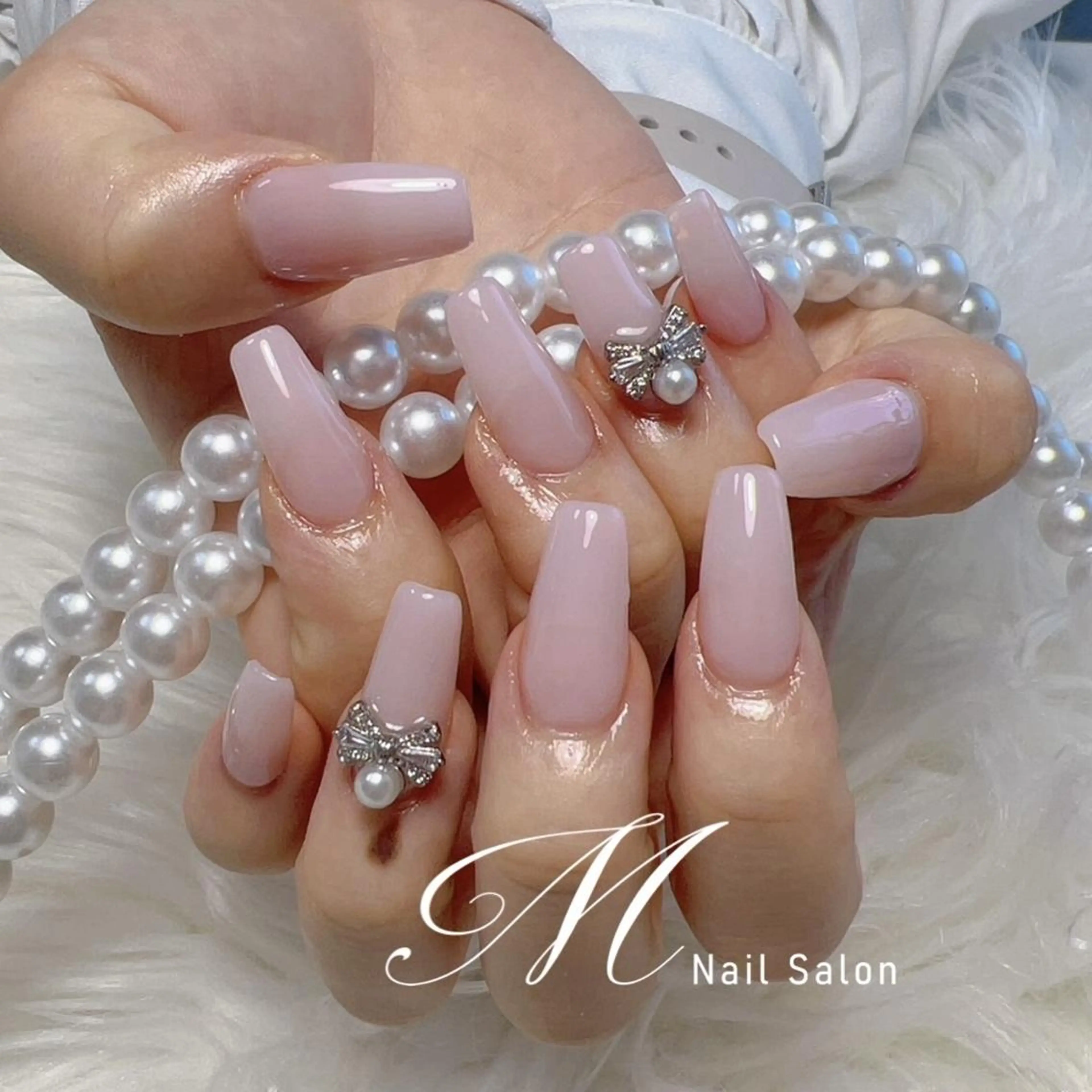 ネイル M✨ワンホン風ネイル パラジェル取扱店🦋のネイルデザイン