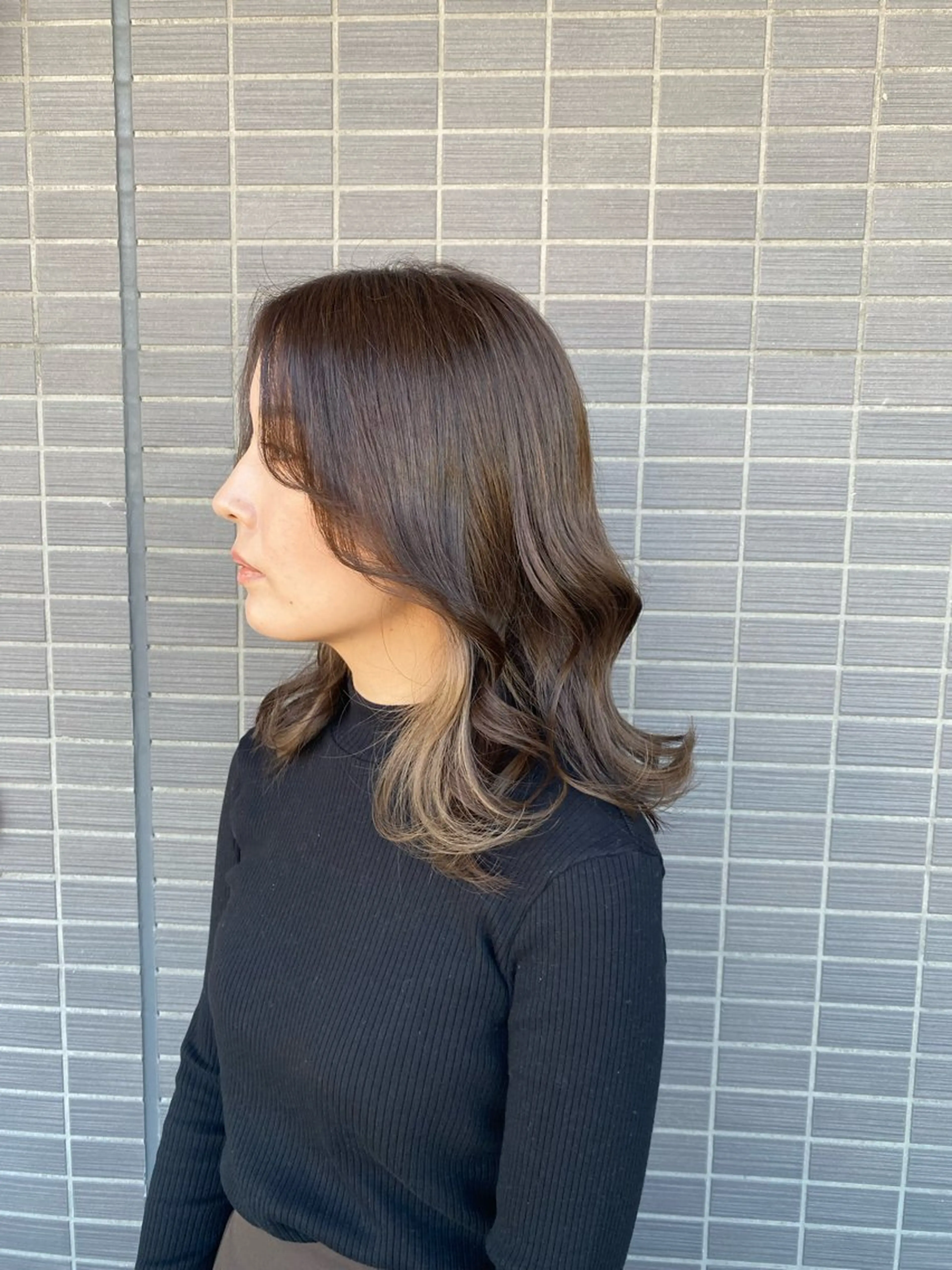 ミディアム 友利 翔太のヘアスタイル