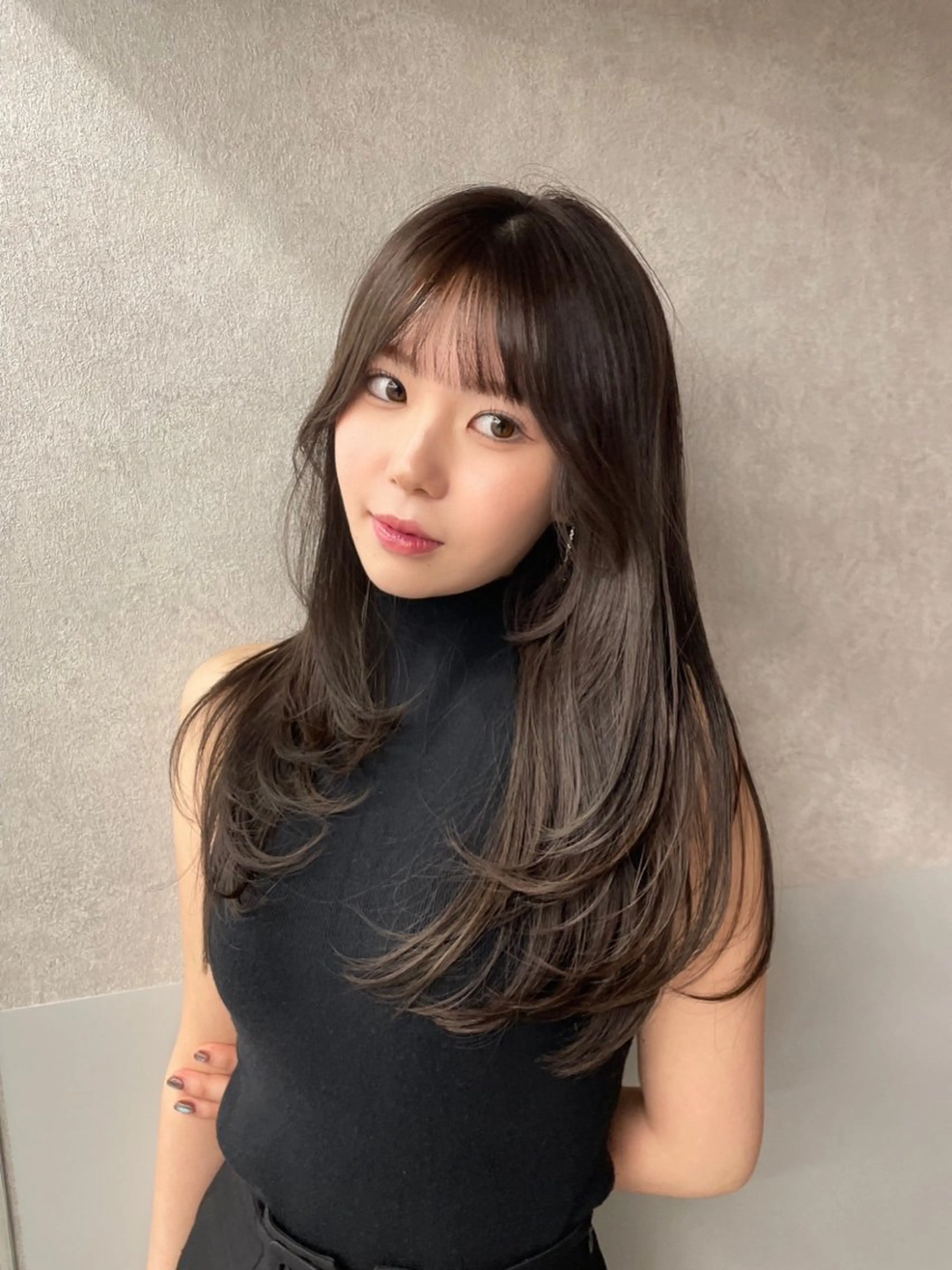 ロング カラー ロンド　ウル所属・レイヤー/縮毛矯正⭐ 特化美容師のヘアスタイル