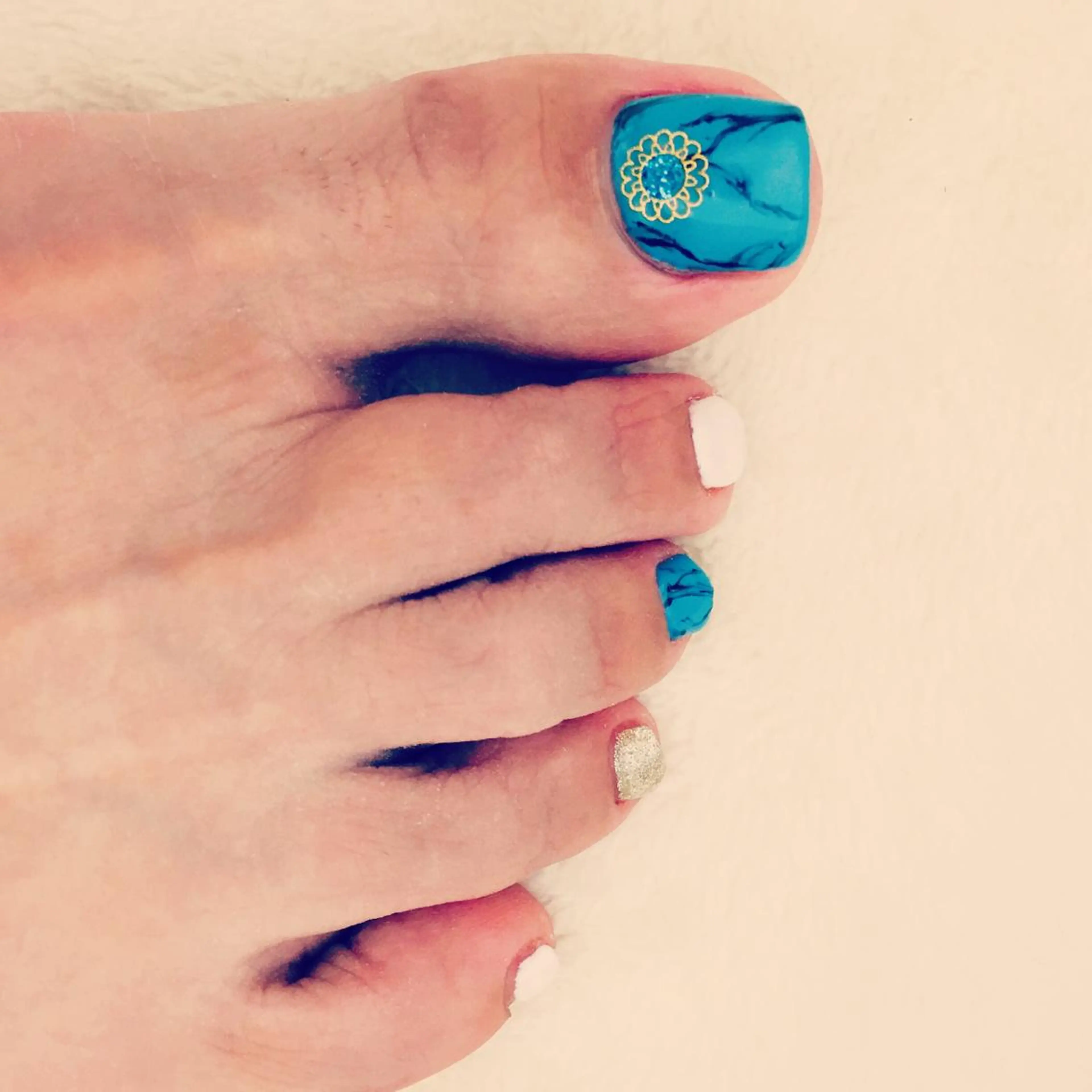 ネイル フットネイル Sympa 𝓜iwako🐰ᩚのネイルデザイン