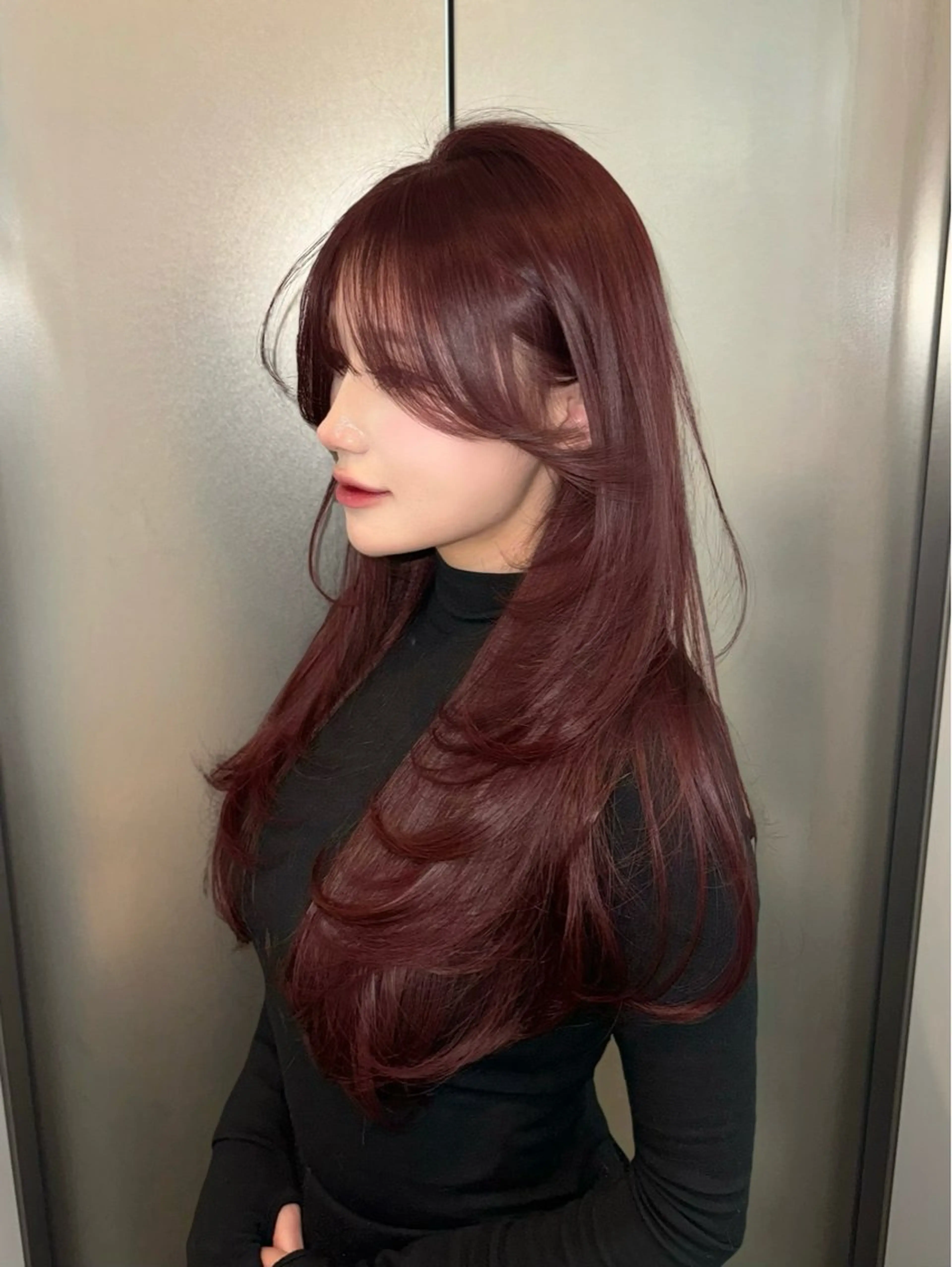 ロング カラー 𝘚𝘦𝘫𝘶𝘯 レイヤー/水光カラーのヘアスタイル