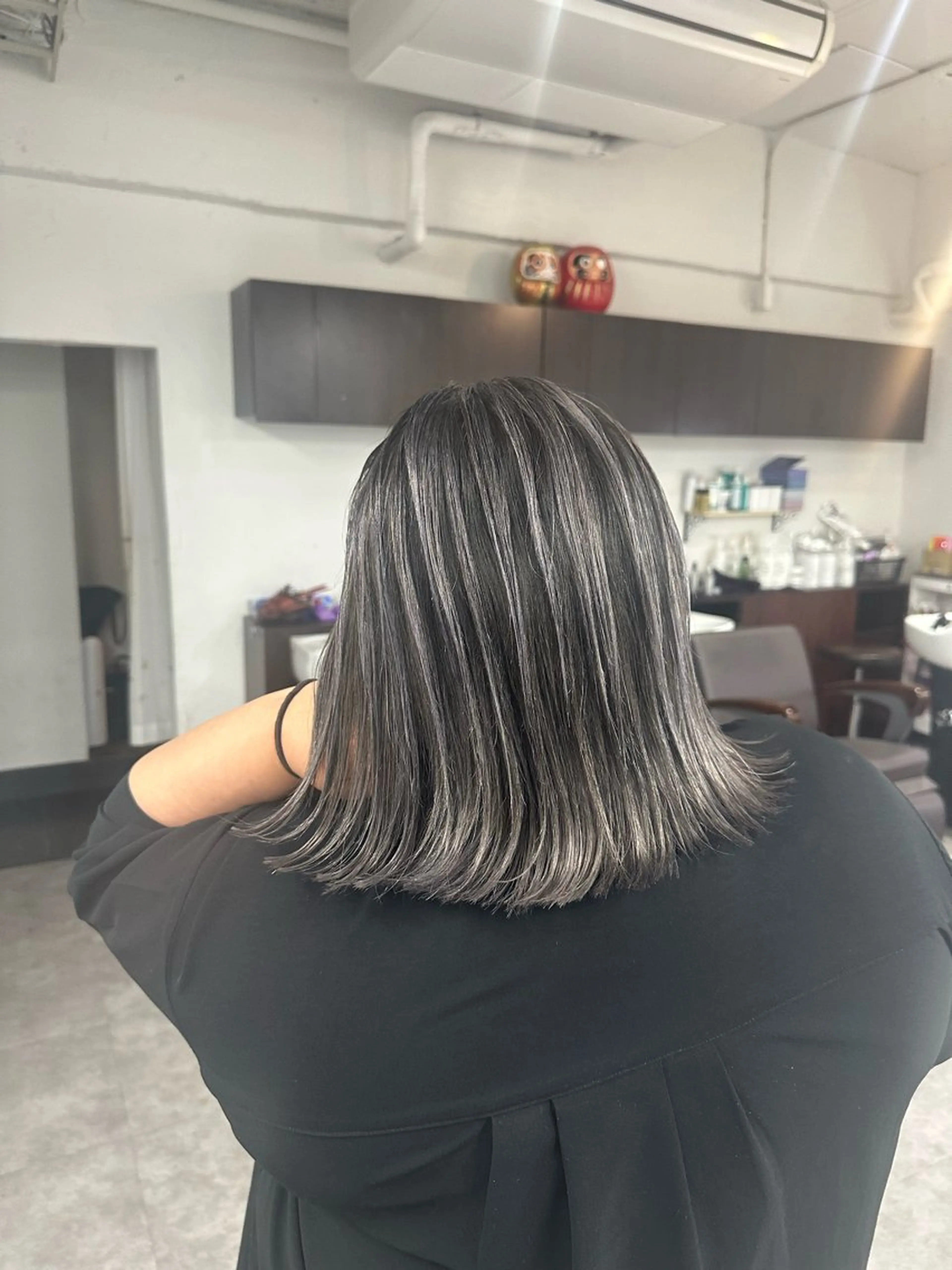 ミディアム カラー ヘアアレンジ カット ヘアカラー トリートメント 久米 治仁のヘアスタイル
