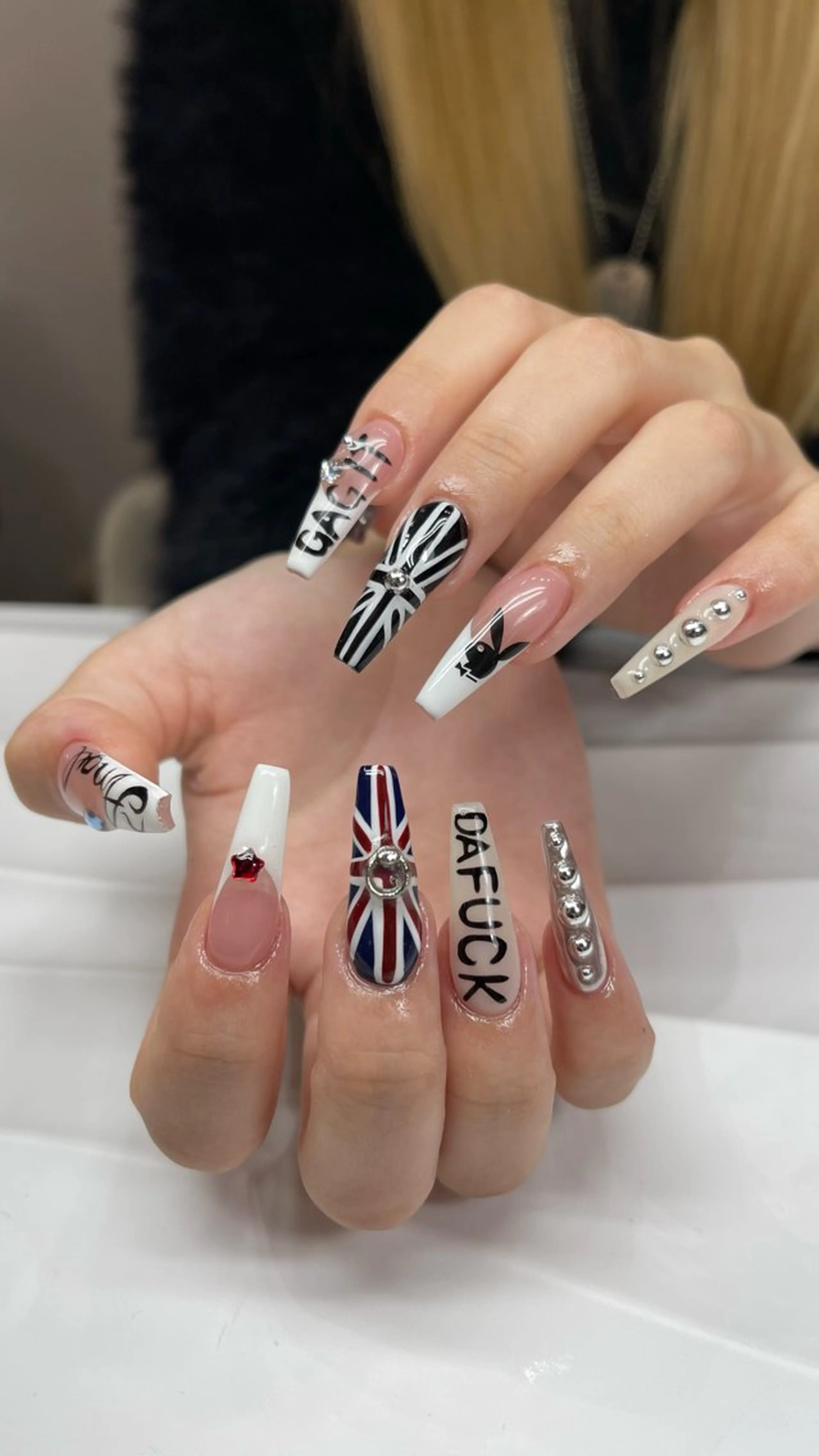 ネイル ハンドネイル The 1989 Nail Salonのネイルデザイン