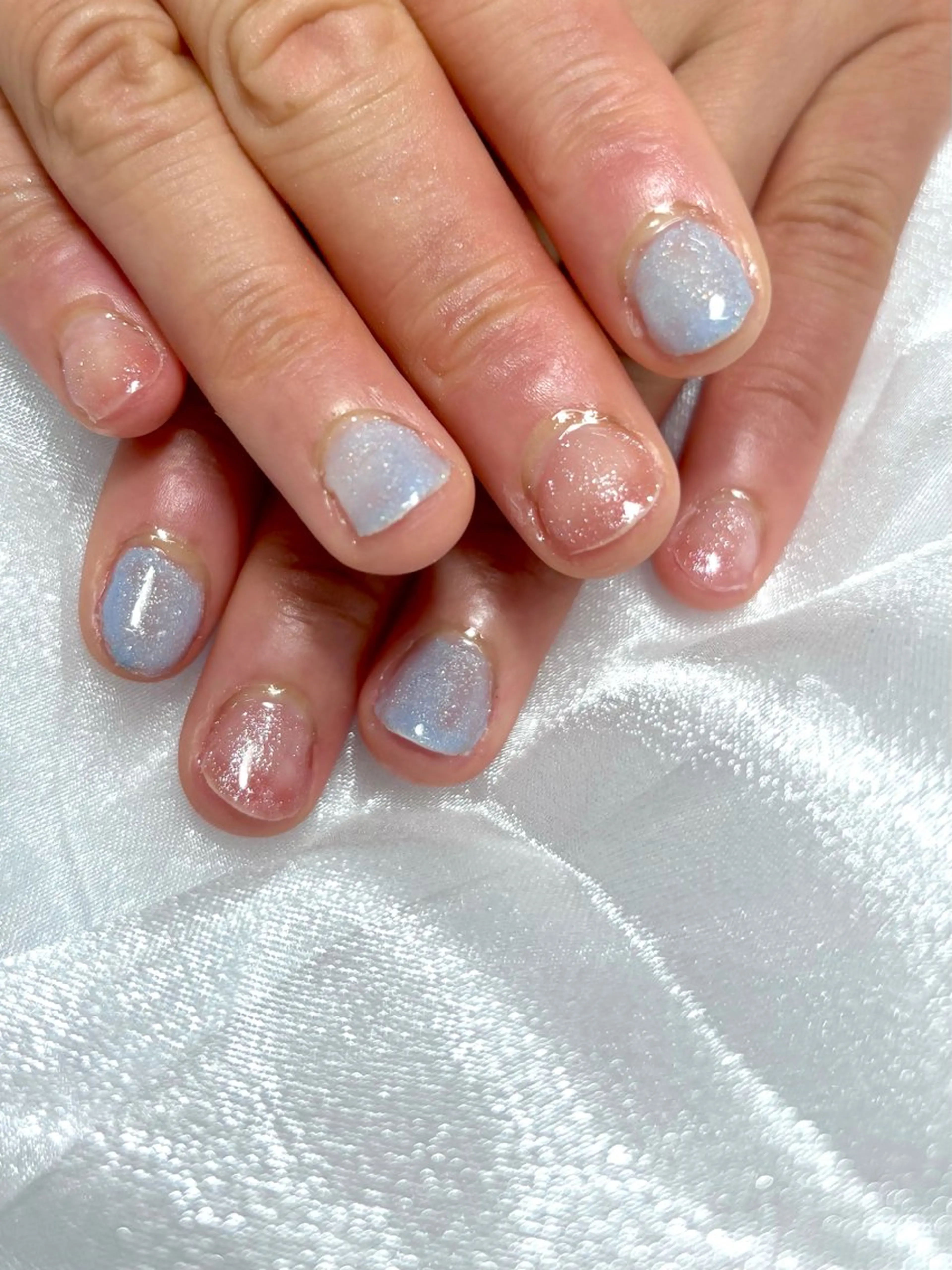 ネイル ラメ(グリッター) 水色 eye mor. 岐阜駅前店所属・nail  mor. ななみんのネイルデザイン