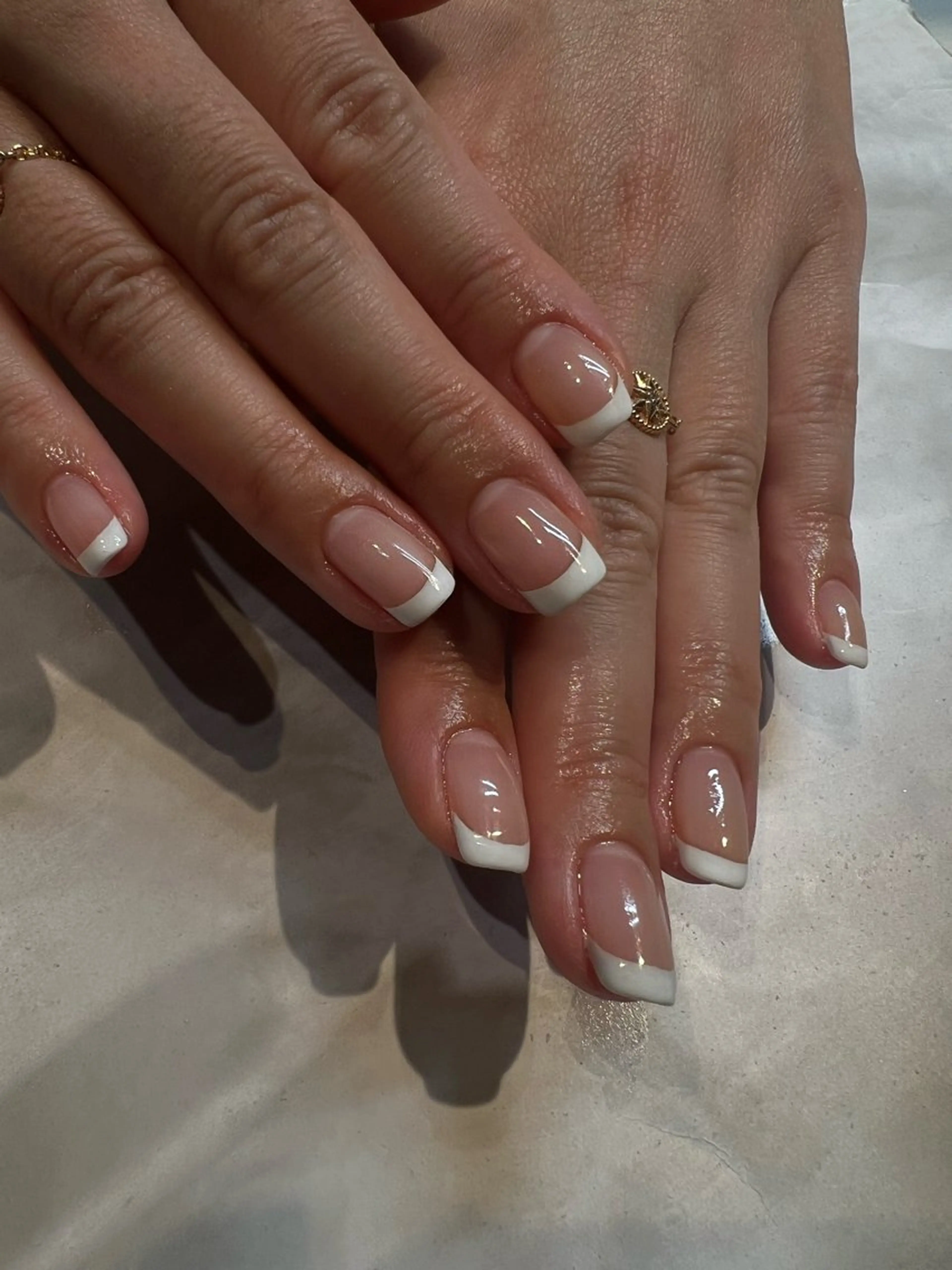 ハンド【オフなし】フレンチ💅の写真