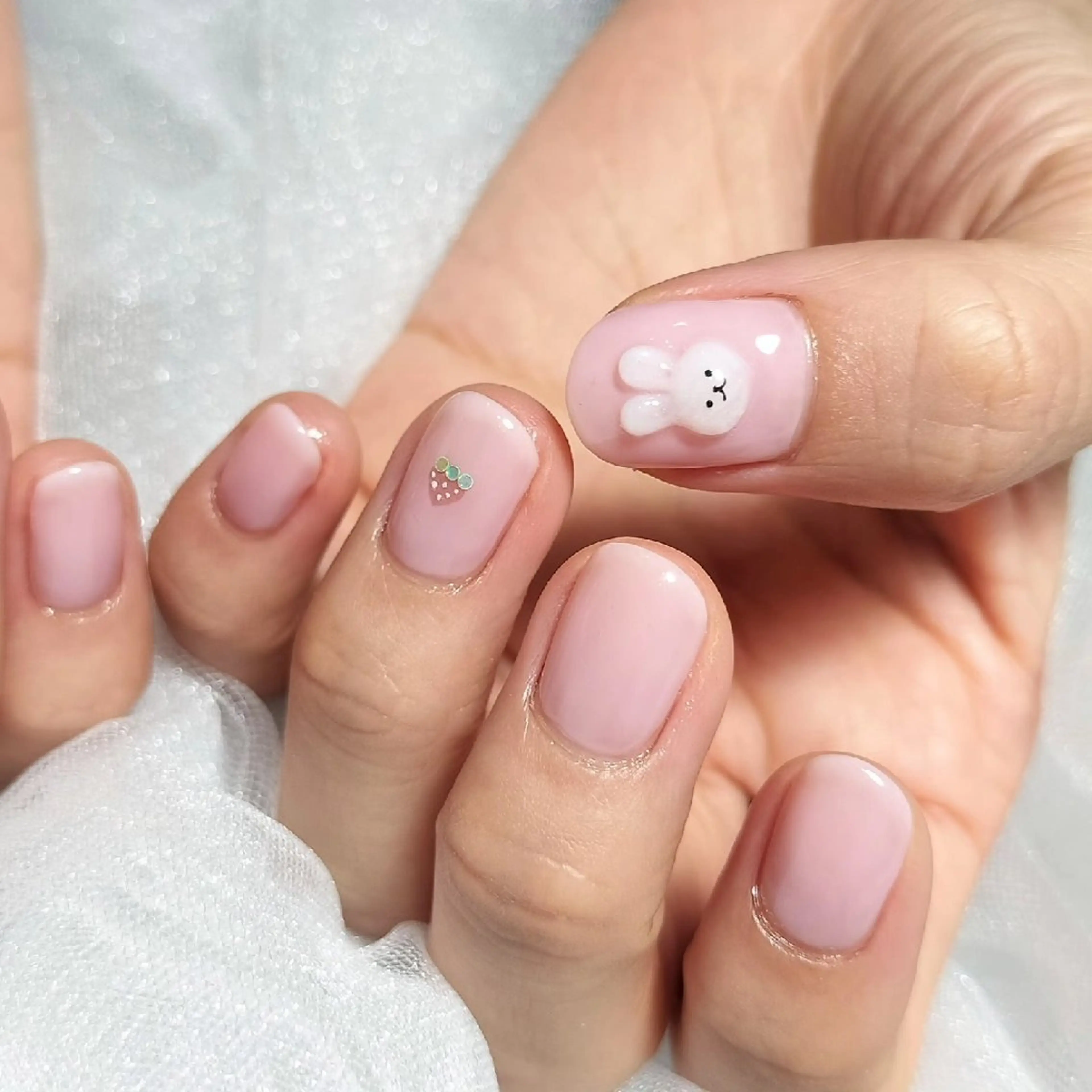 ネイル rokunana 佐野のネイルデザイン