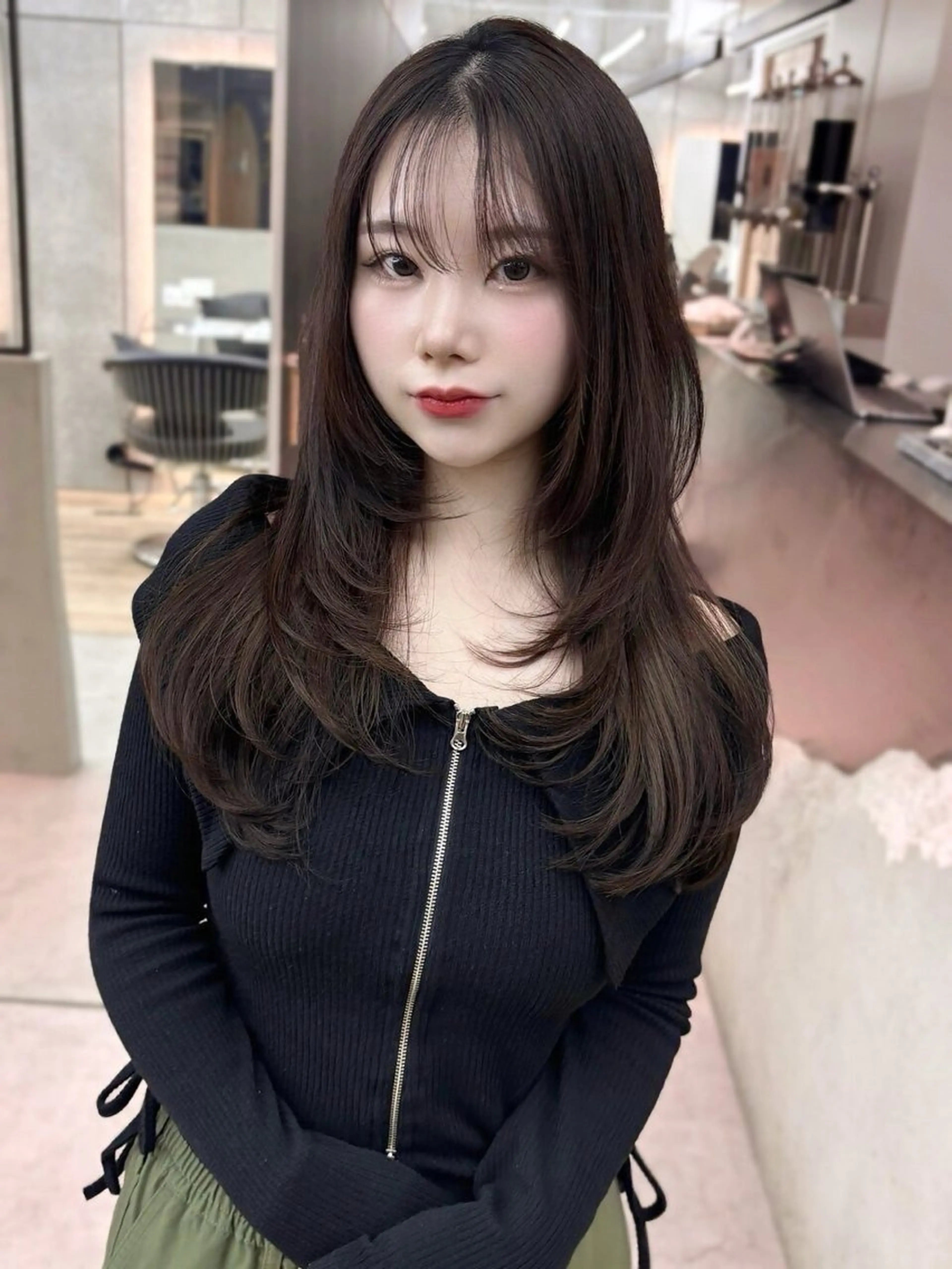 ロング カット ヘアカラー トリートメント 新宿/韓国レイヤー/ 顔周りカット松本美晴のヘアスタイル