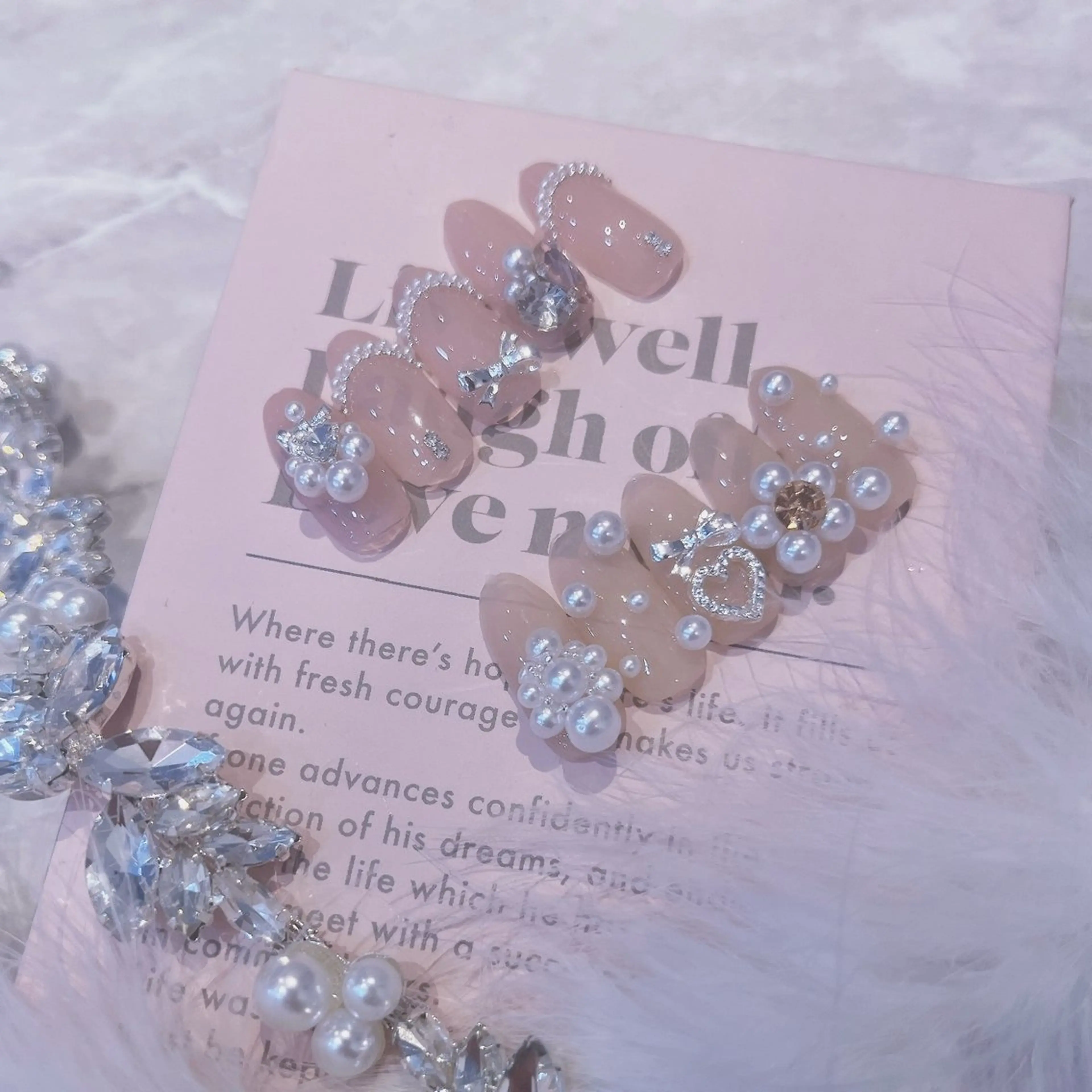 ネイル CARAT カラットのネイルデザイン