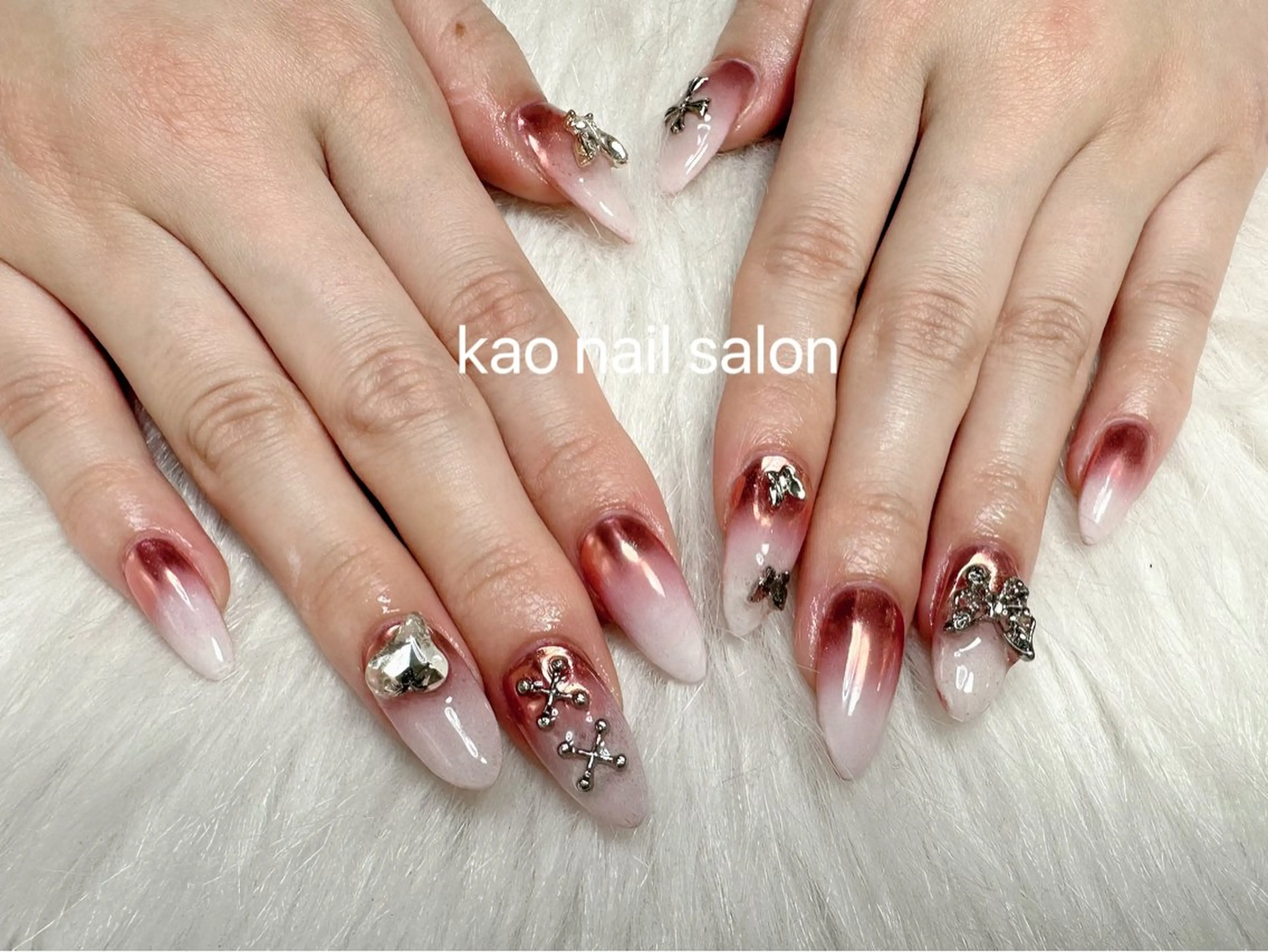ネイル チークネイル 長さ出し フレンチネイル ジェルネイル ガラスフレンチ ハンドネイル kao nail マグネット/長さだしのネイルデザイン