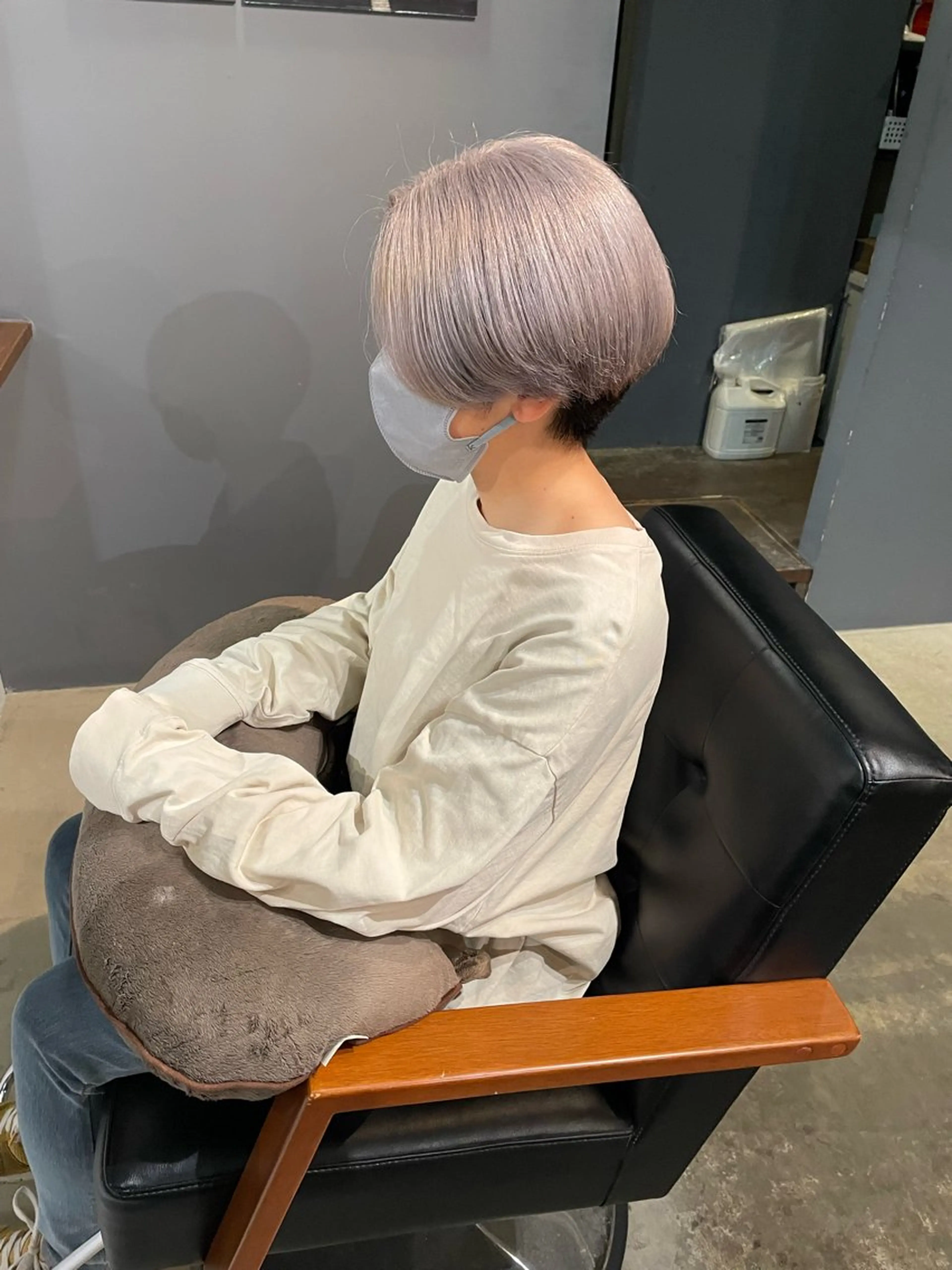 ショート ヘアカラー トリートメント Baby美容師 Ninaのヘアスタイル
