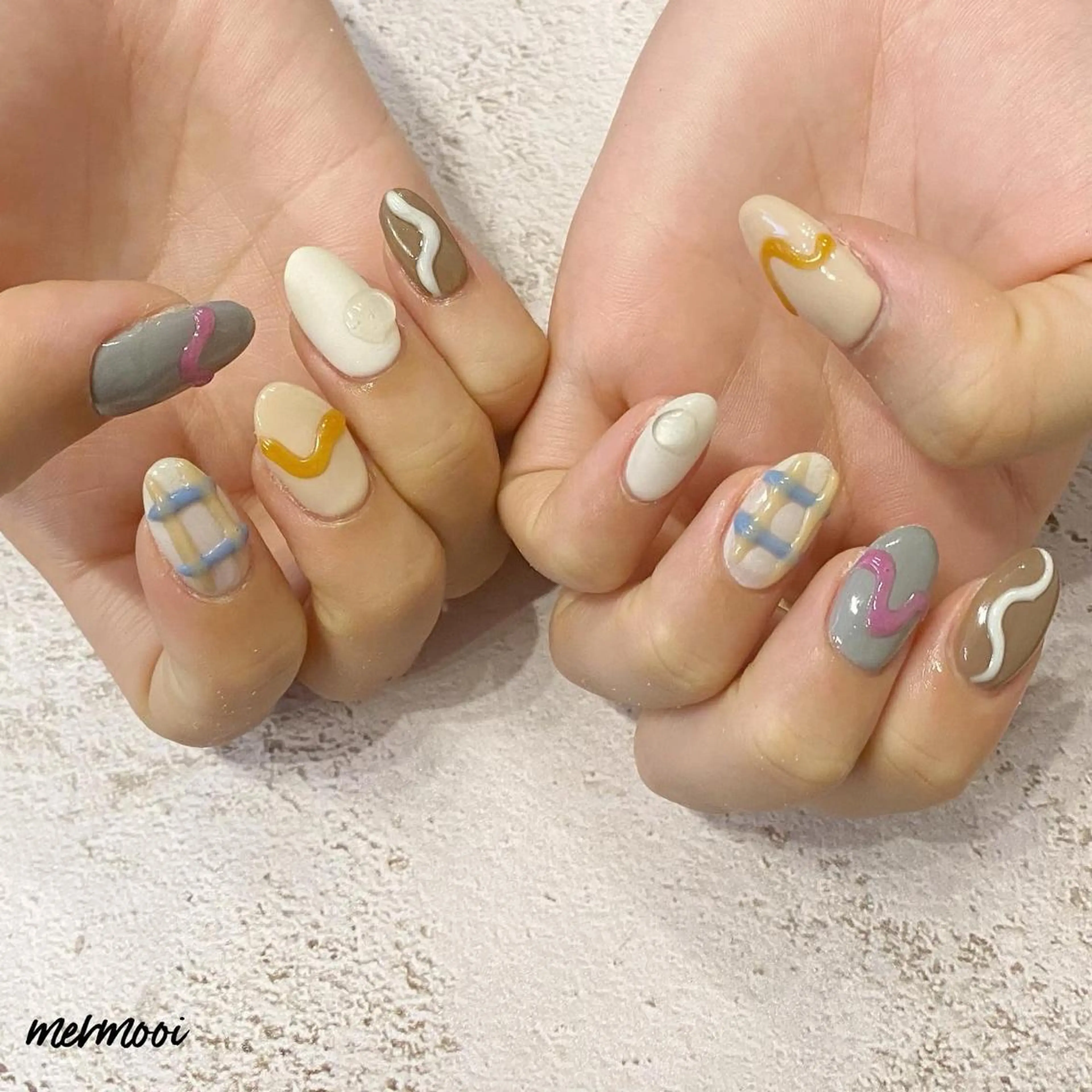 ネイル キラキラネイル 韓国ネイル ニュアンスネイル ぷっくりネイル スカルプネイル ハンドネイル mermooi nailのネイルデザイン