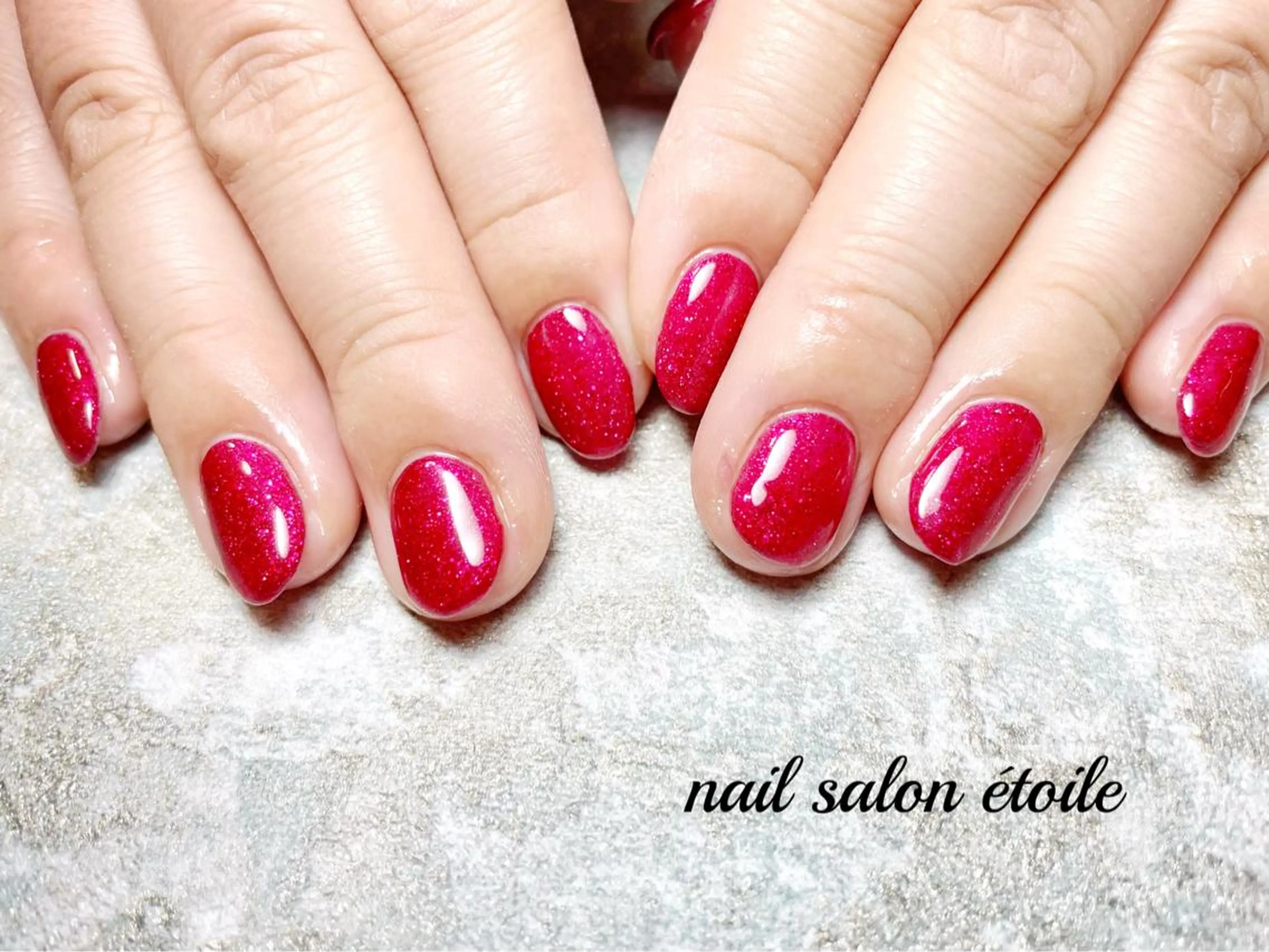 ネイル アートネイル ジェルネイル ラメ(グリッター) ワンカラーネイル 赤色 ハンドネイル nail salon étoileのネイルデザイン