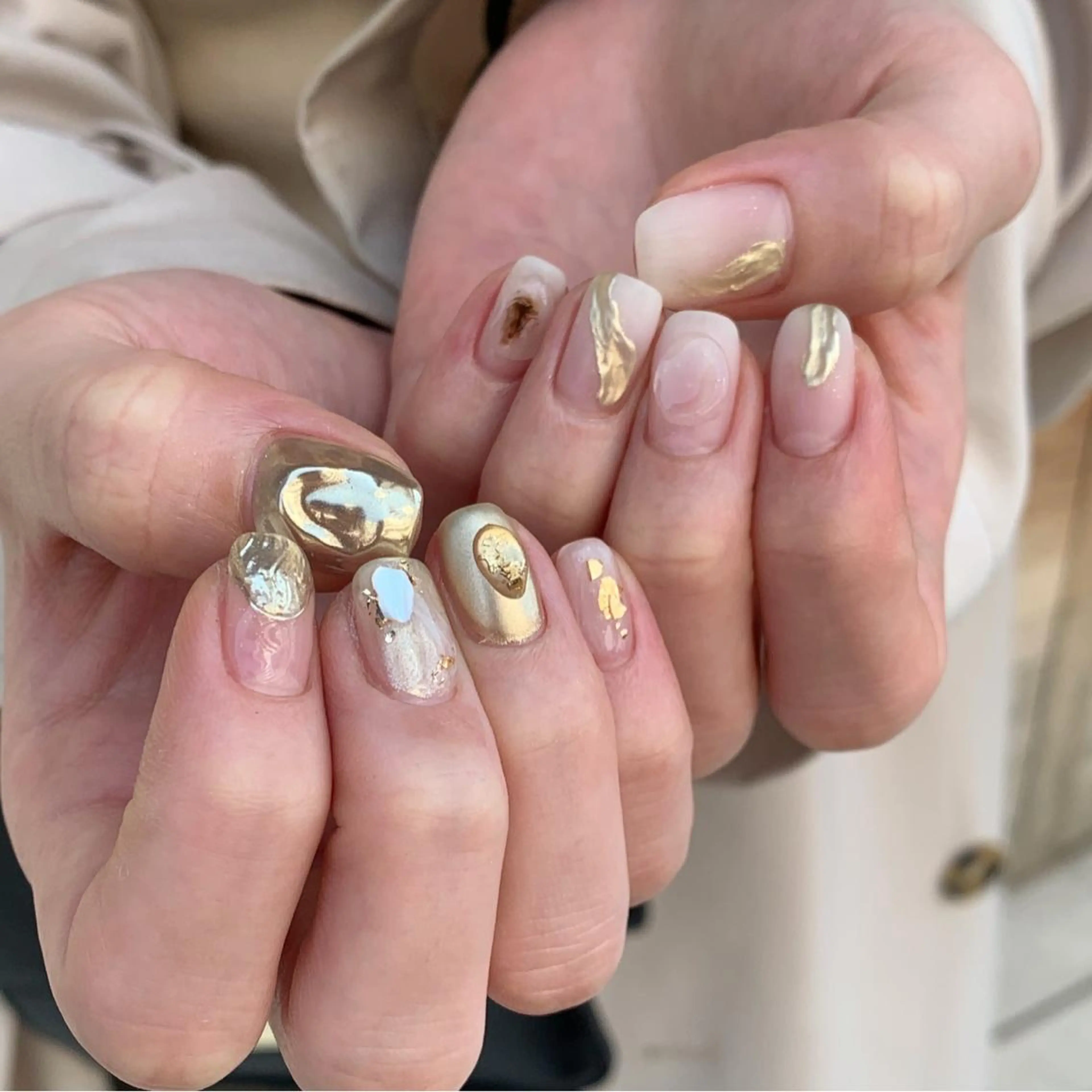 ネイル ゴールド 持ち込み ハンドネイル 鈴木 まゆのネイルデザイン