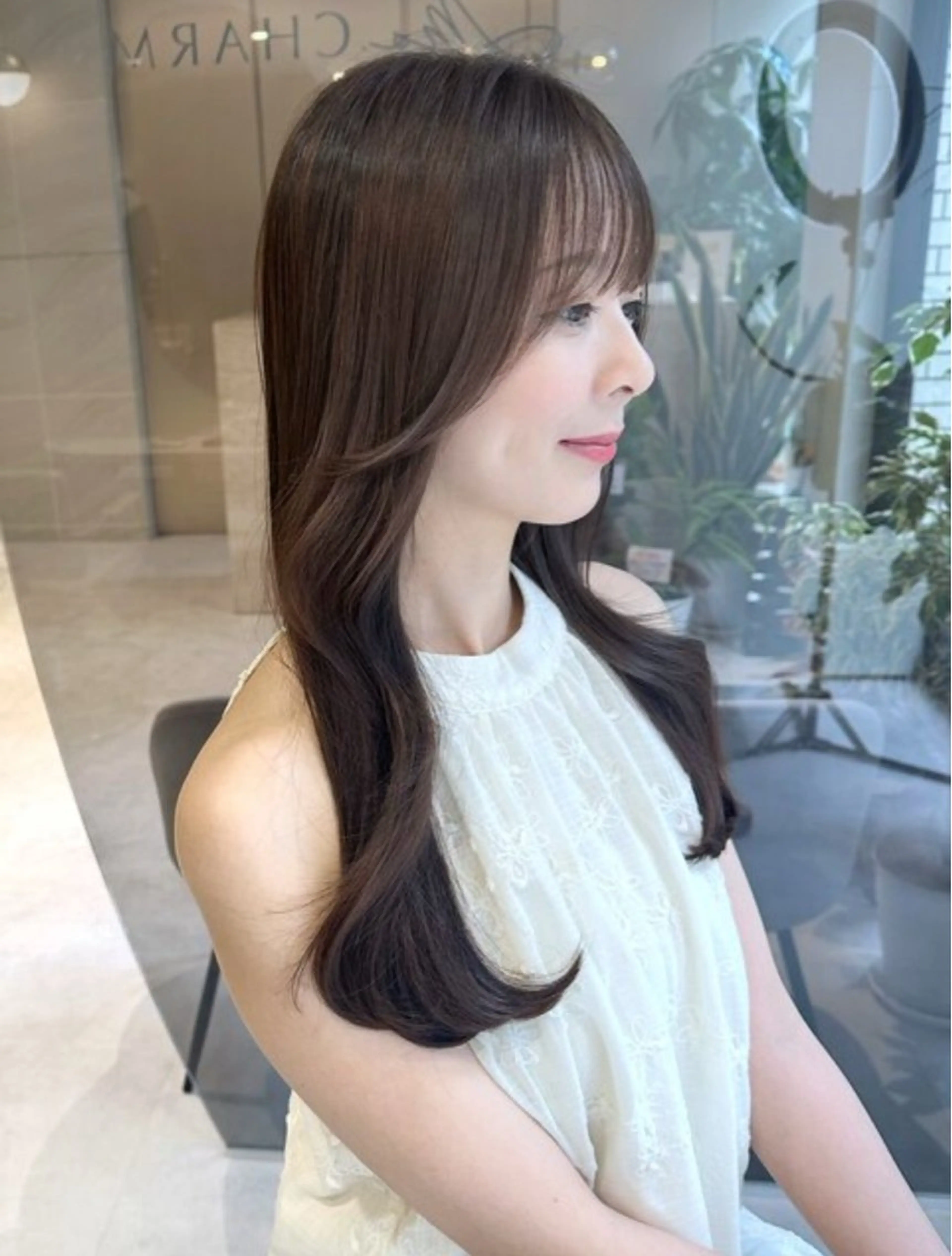 ロング くびれヘア 顔まわりレイヤー 韓国風ヘア レイヤーカット ロング カット カット無料｜レイヤー カット｜韓国モテへアのヘアスタイル