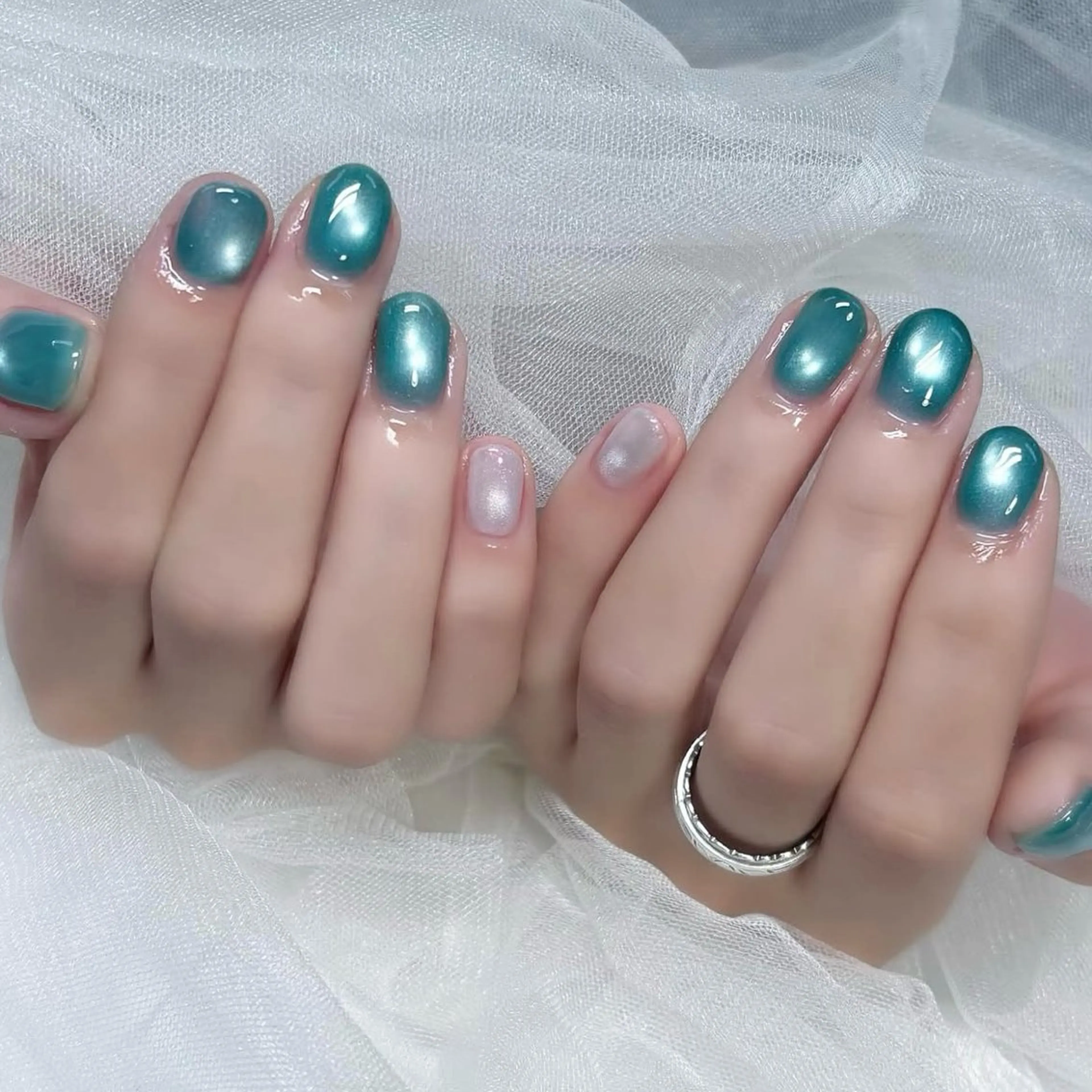 ネイル ビー玉ネイル ハンドネイル フットネイル 中野駅徒歩1分 ミオのネイルデザイン