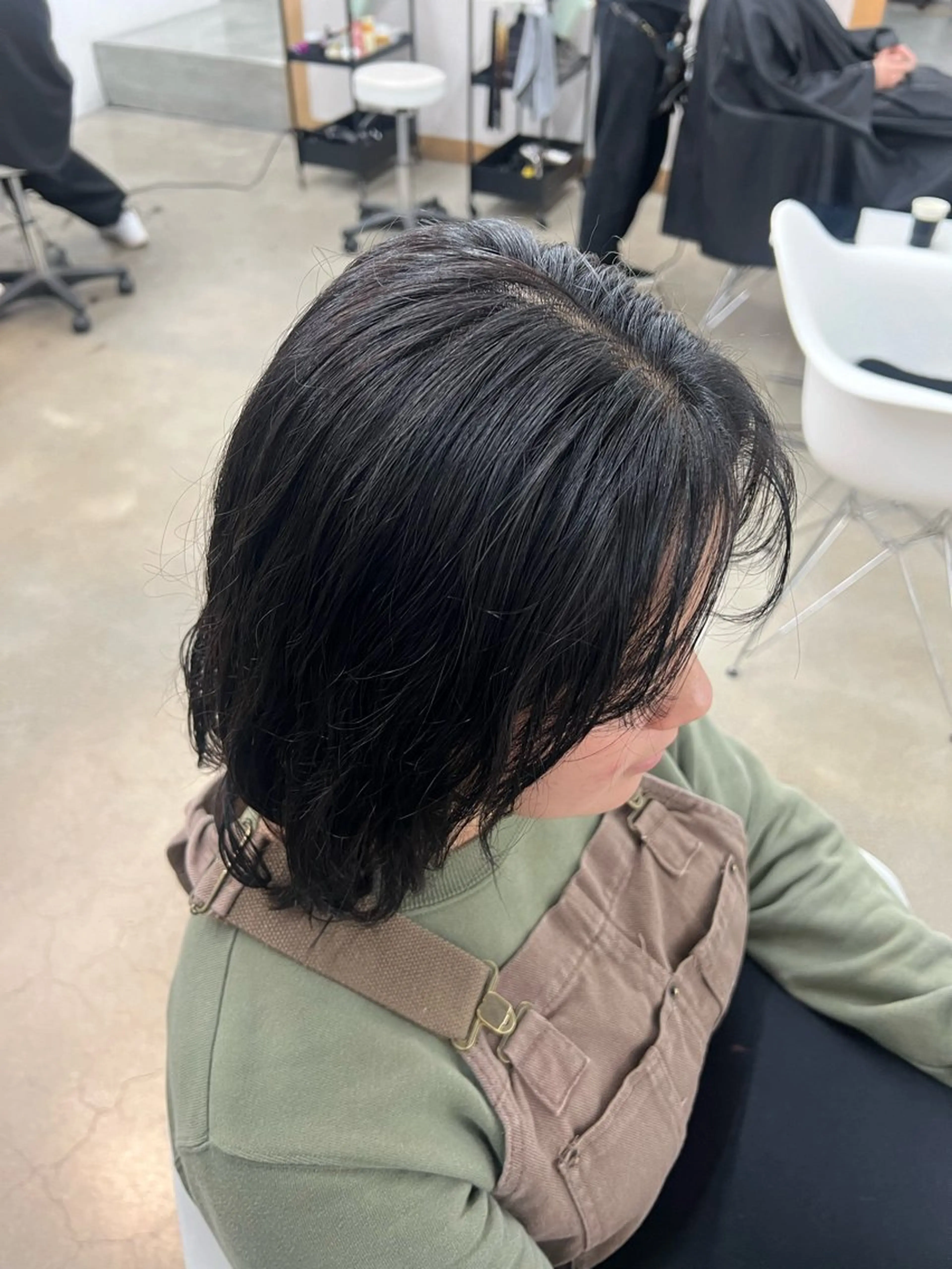 カラー ブラウンカラー ヘアカラー トリートメント build所属・秋山 花音のヘアスタイル