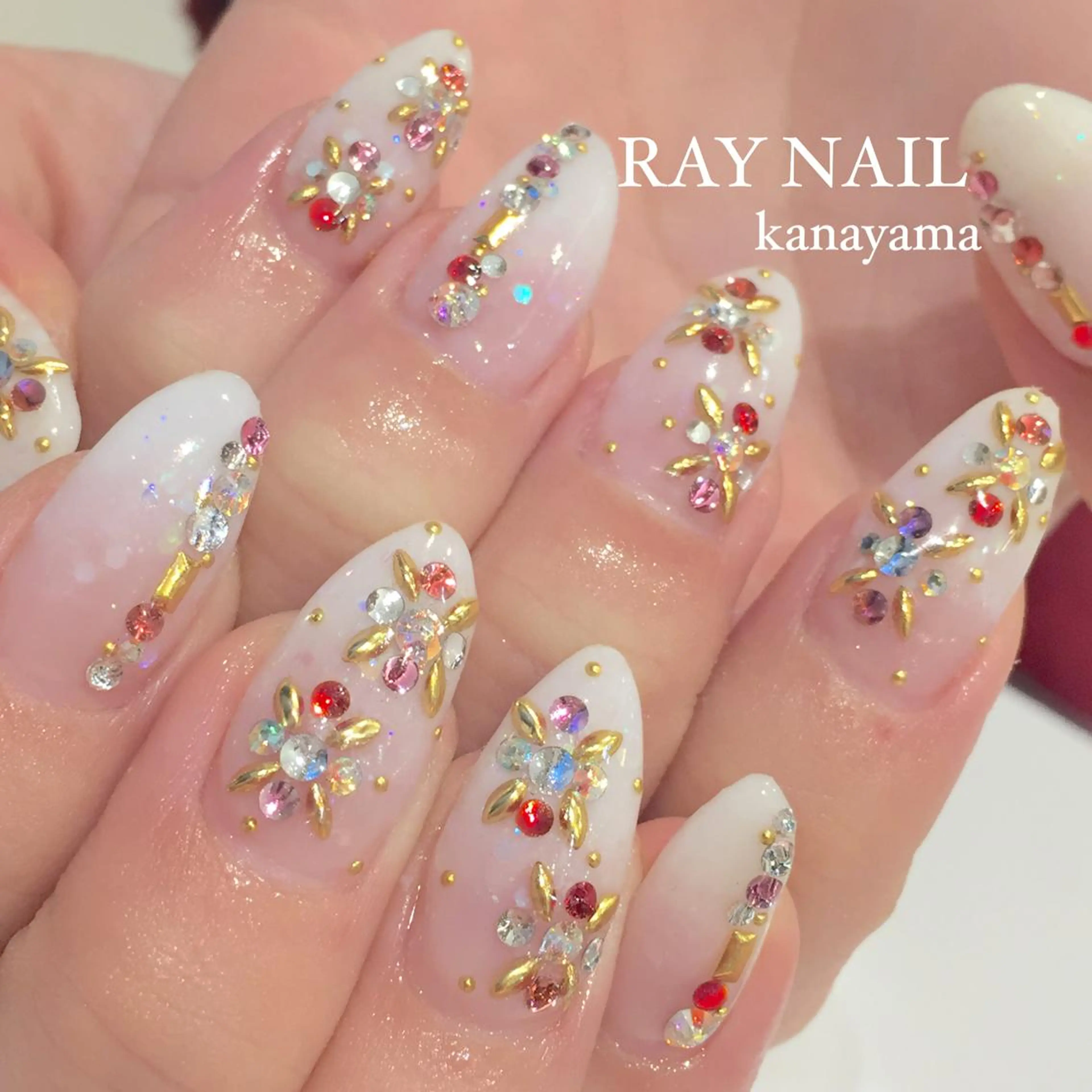 ネイル ピンク スカルプネイル ストーンネイル Arowa 伊田のネイルデザイン