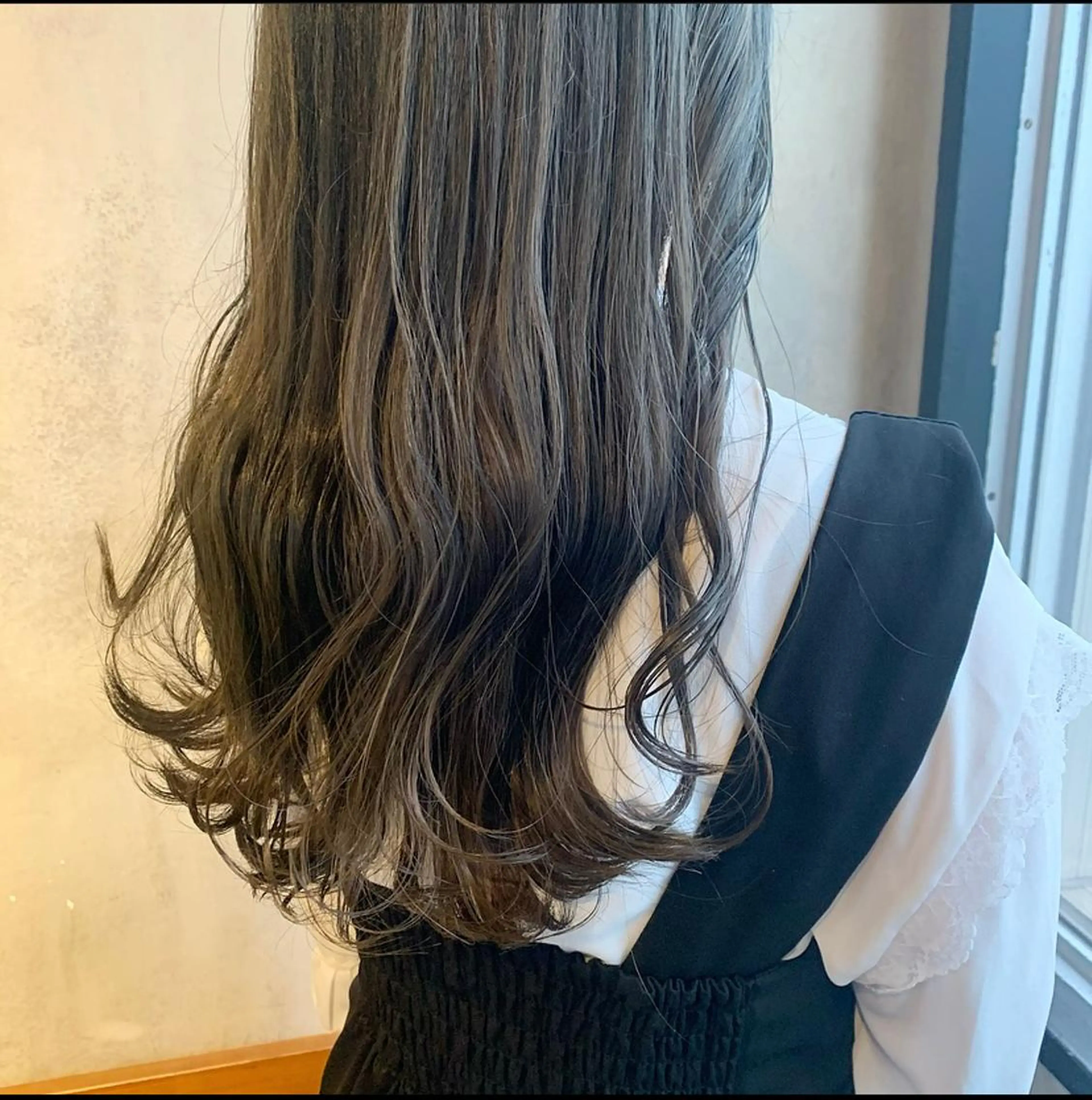 ロング カット ヘアカラー トリートメント 小顔カット/韓国 カラー🌙shikiのヘアスタイル