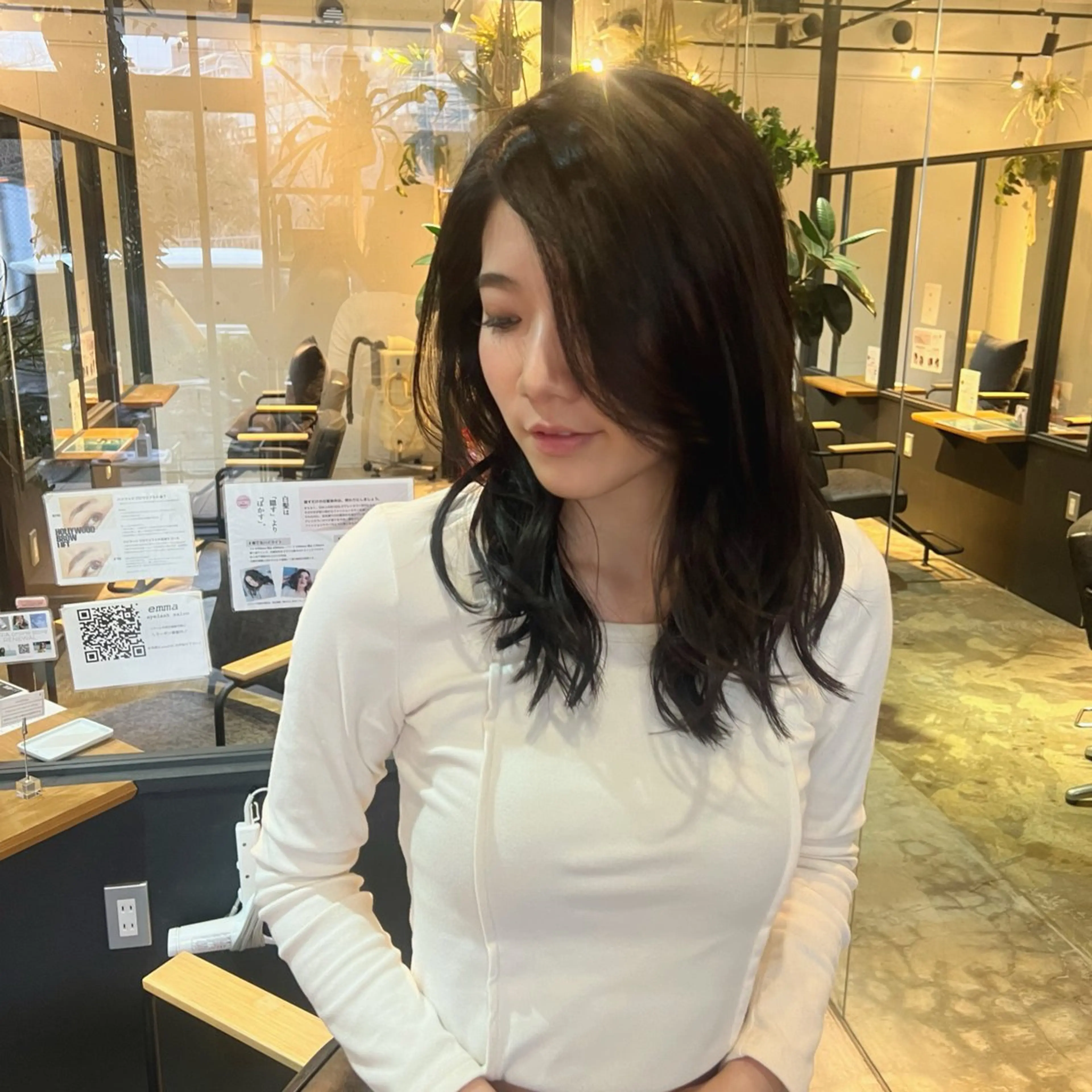 セミロング かきあげバング 🍑FERIAfam 桃山台　仲本七星🍑のヘアスタイル