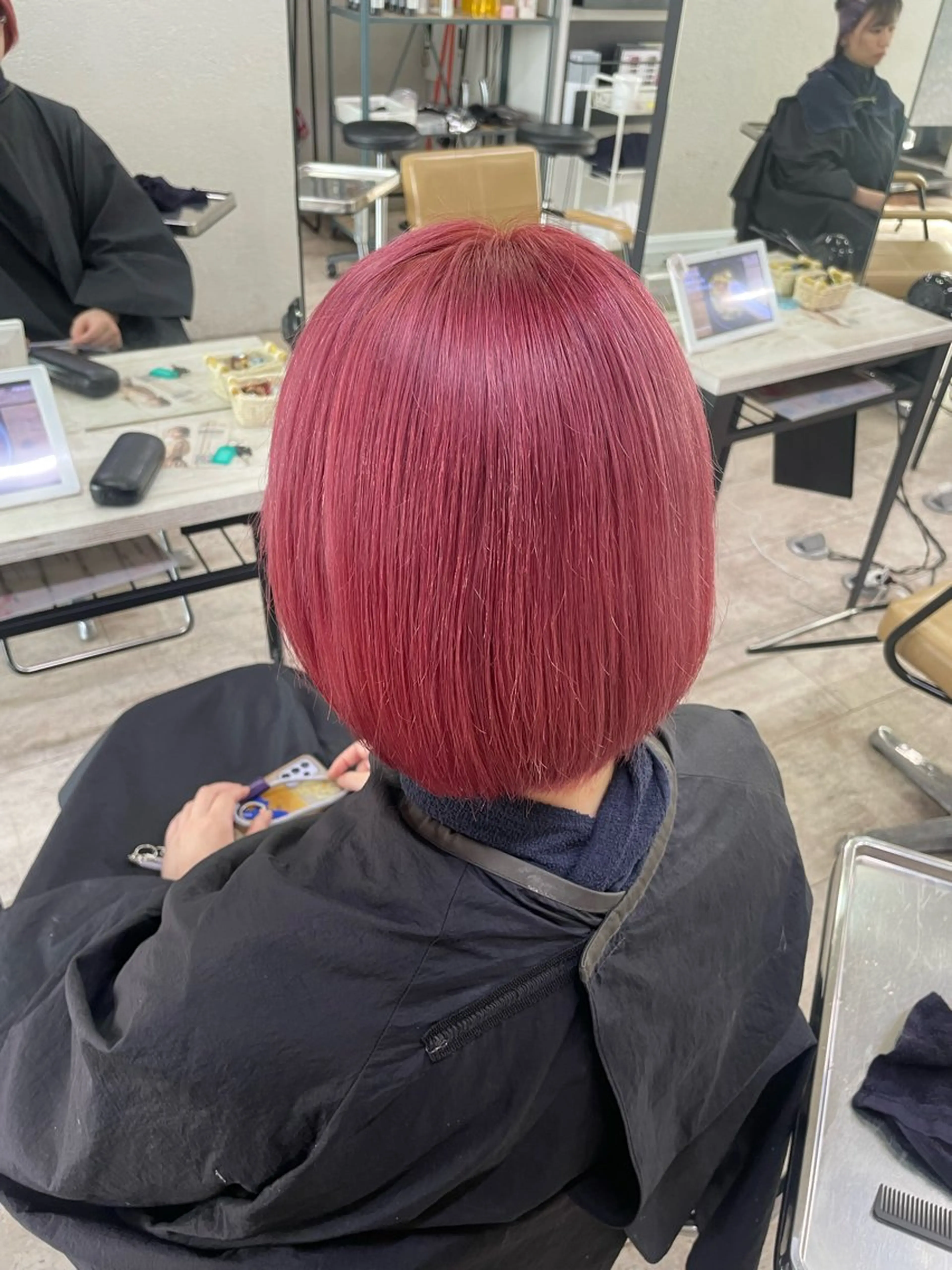 ショート ヘアカラー トリートメント 🐱加賀 瑛里奈🦊のヘアスタイル