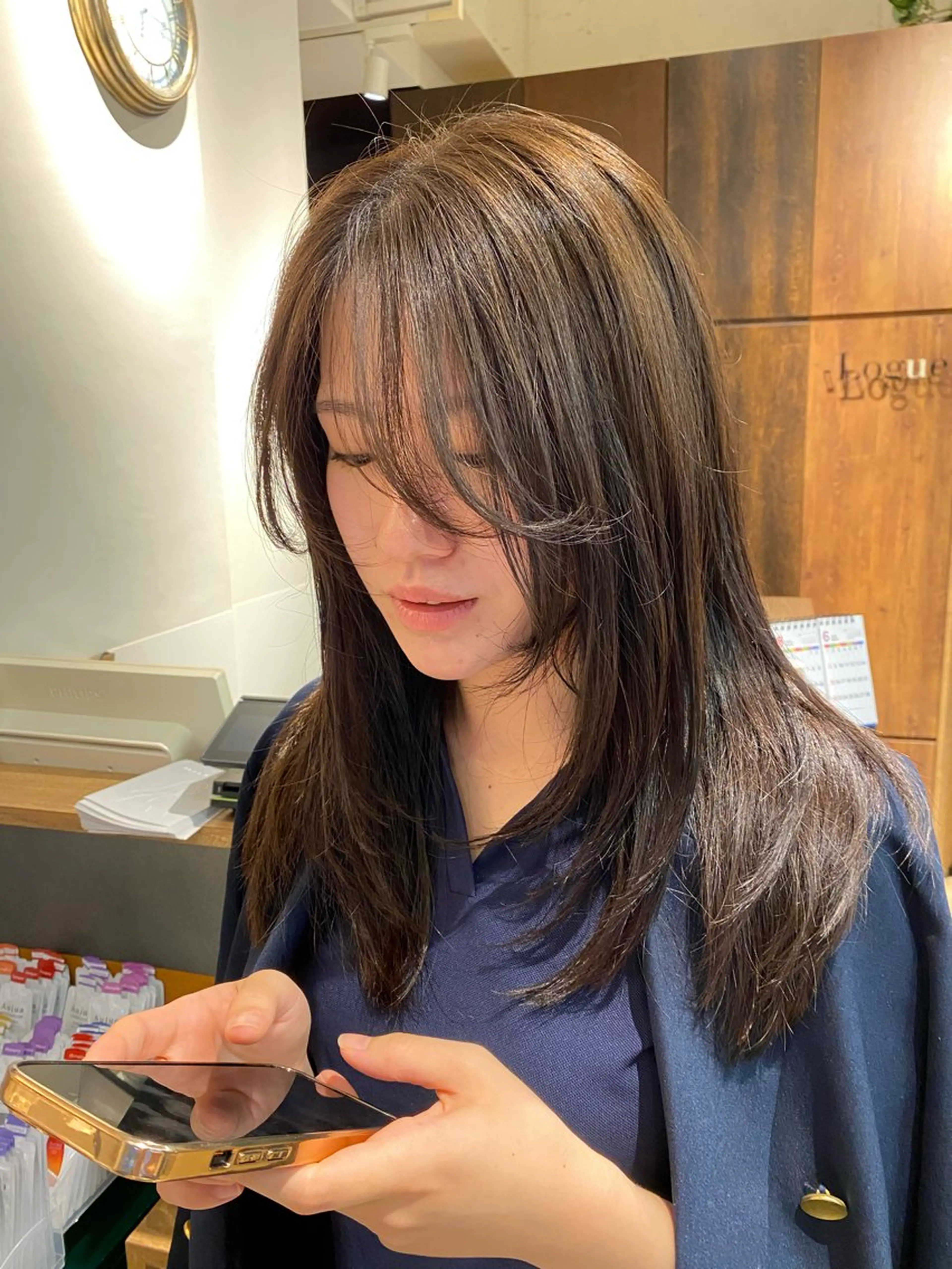 ロング カラー カット ヘアカラー ナチュラルヘア🫧 ナナミのヘアスタイル
