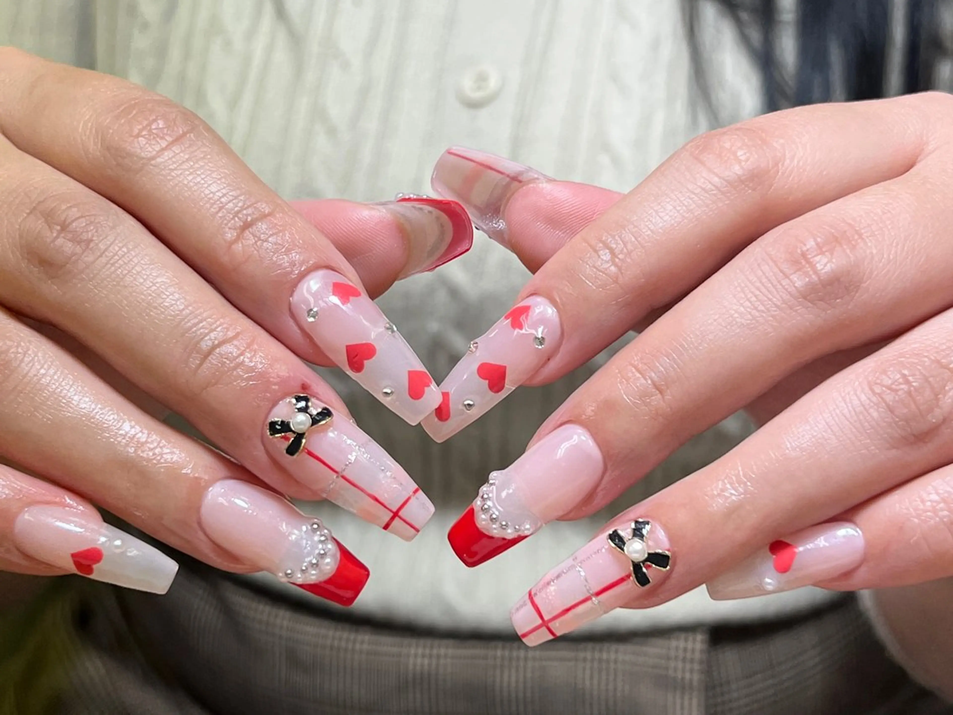 ネイル フレンチネイル ハート スカルプネイル ネイルチップ ワンホンネイル ハンドネイル Painty所属・Painty nailのネイルデザイン